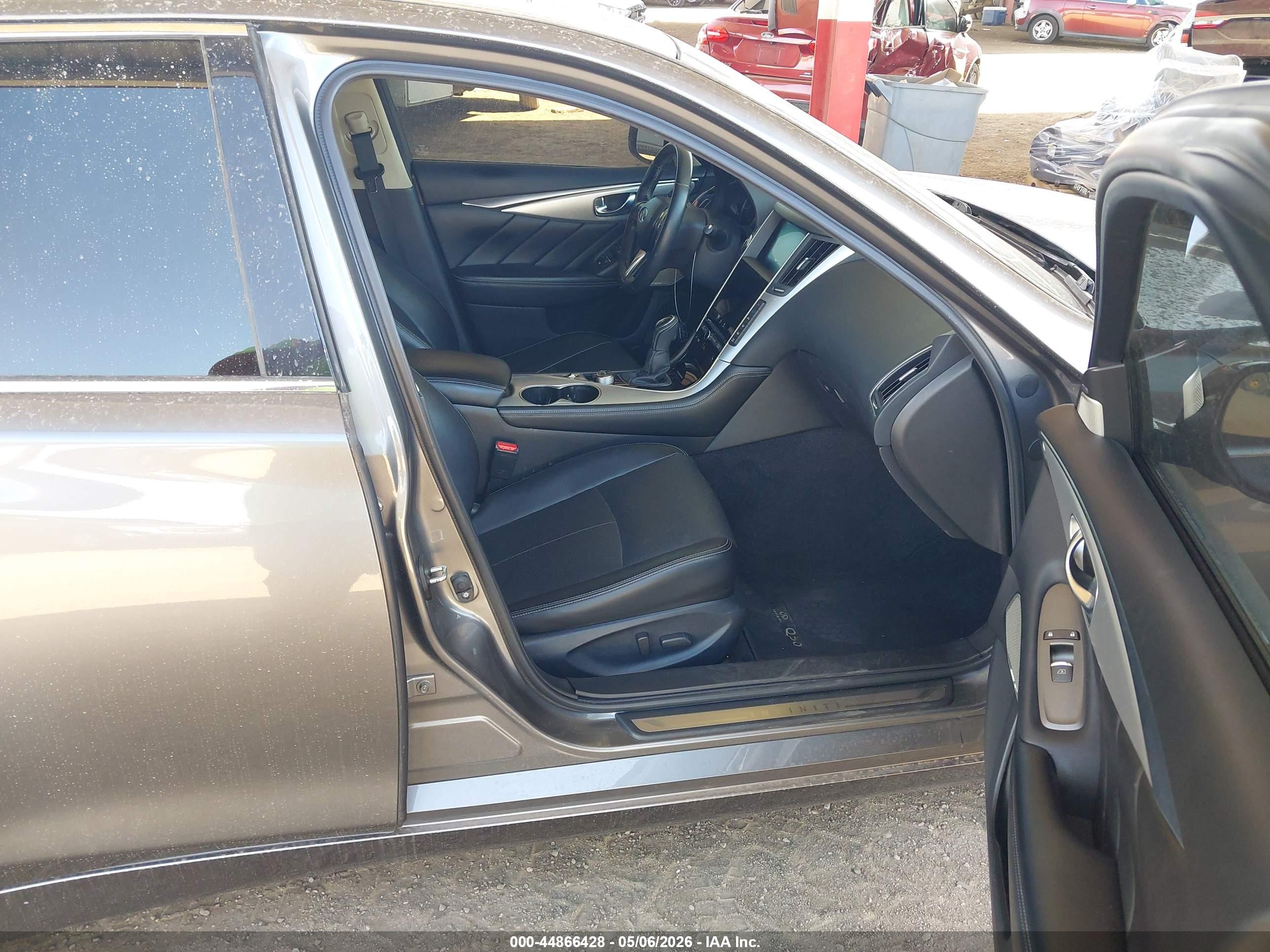 INFINITI Q50 image 5