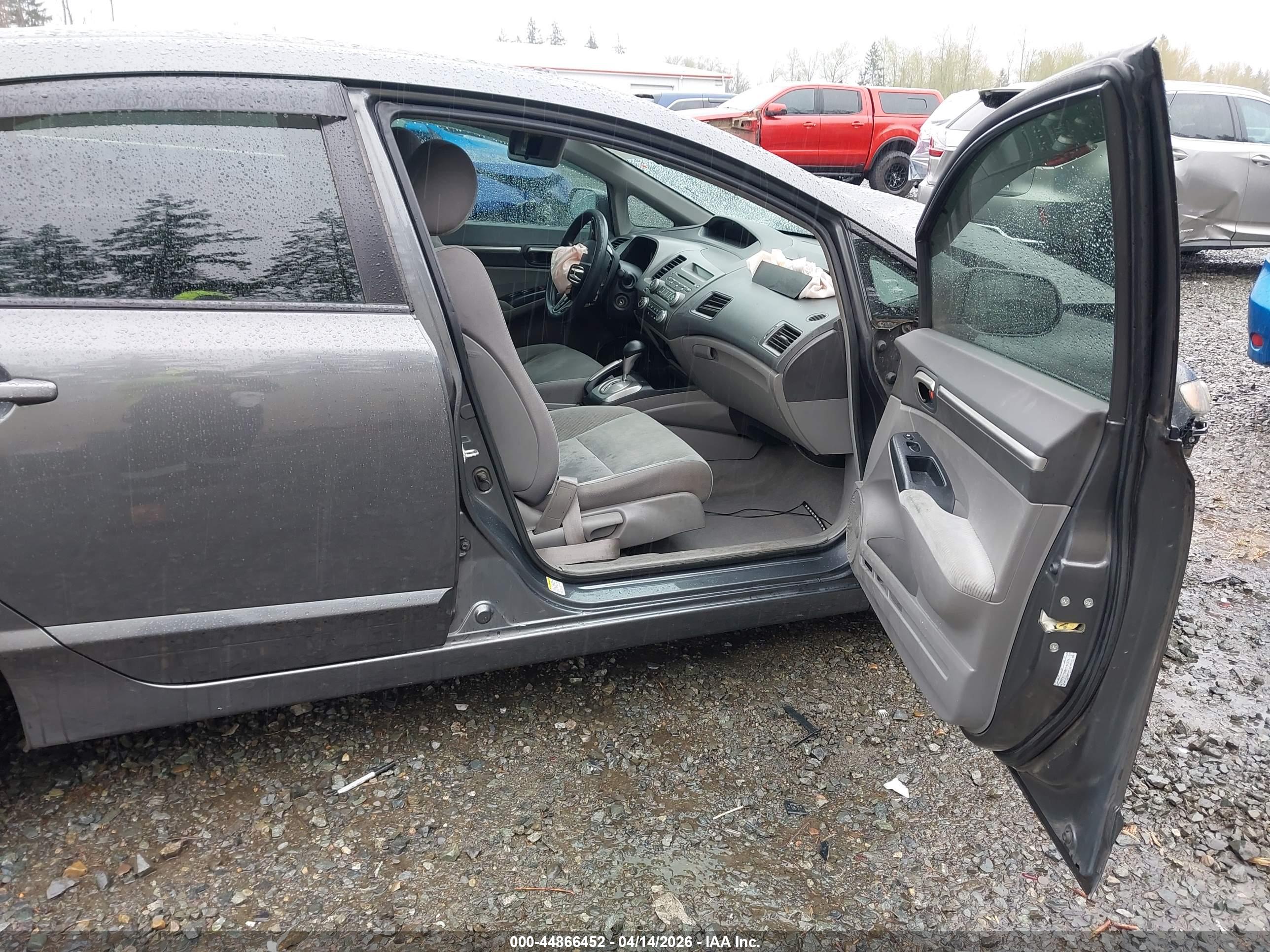 HONDA CIVIC image 5