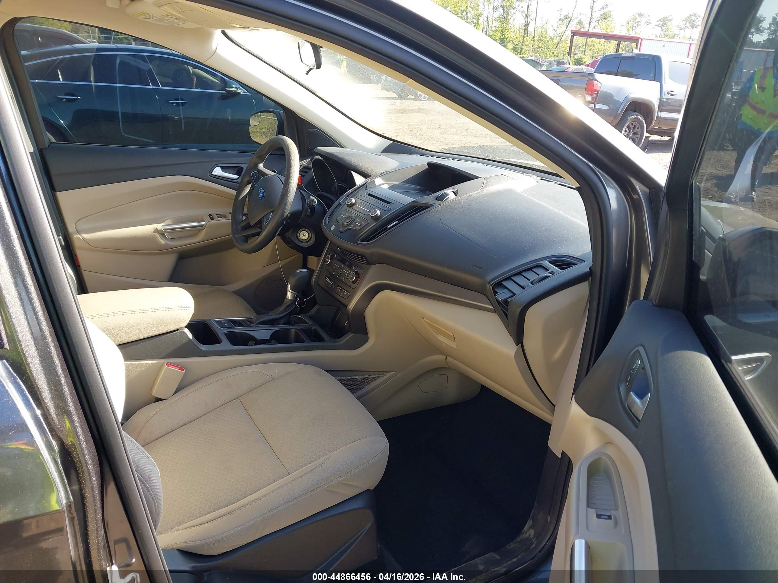 FORD ESCAPE image 5