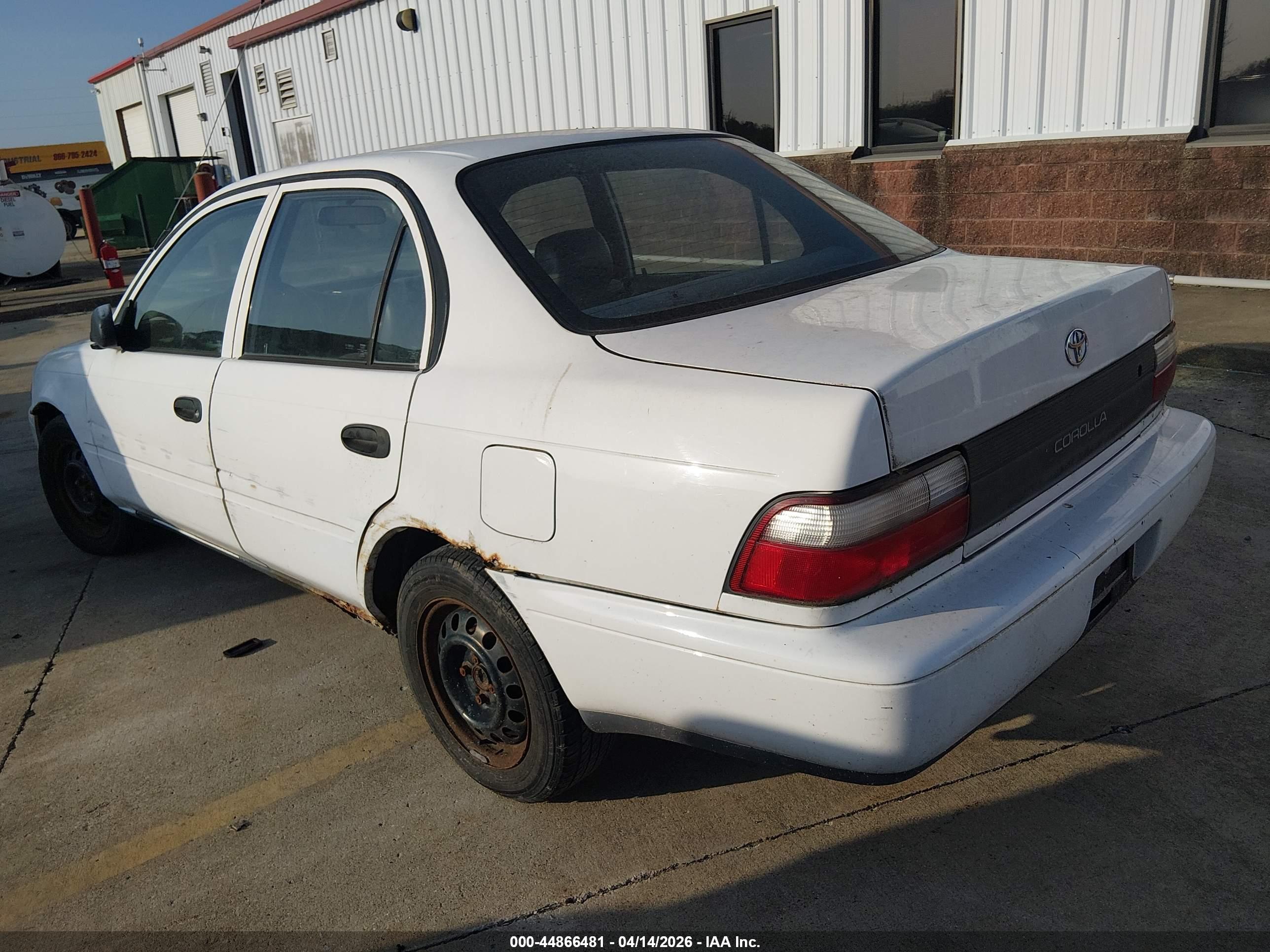 TOYOTA COROLLA image 3