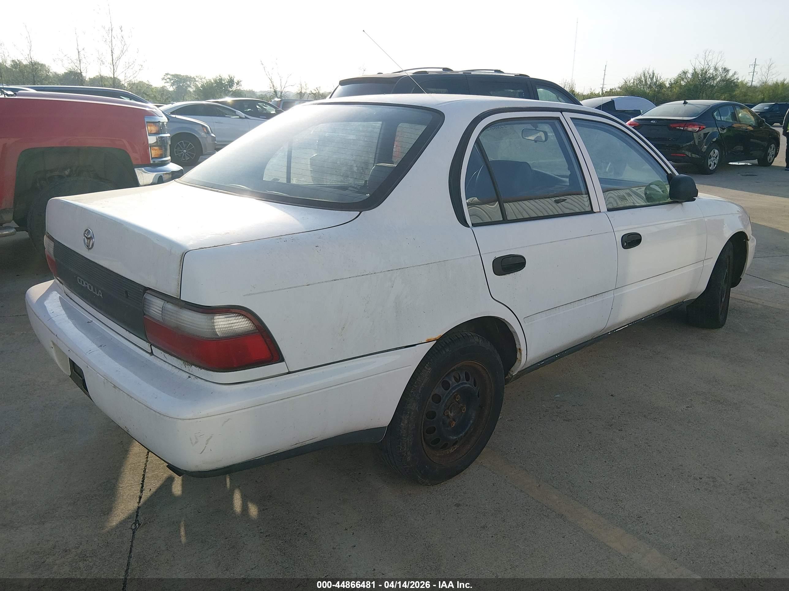 TOYOTA COROLLA image 4