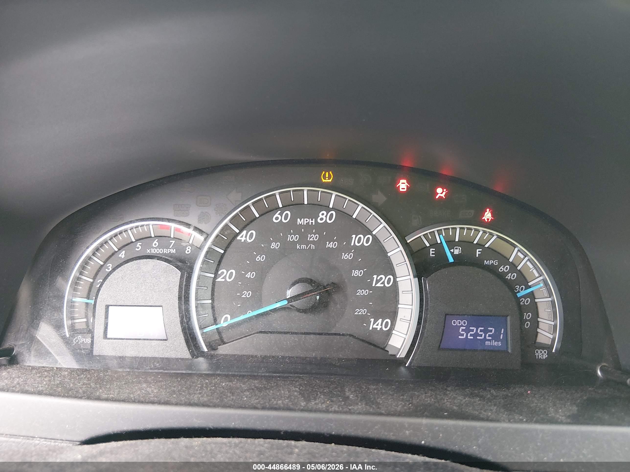 TOYOTA CAMRY image 7