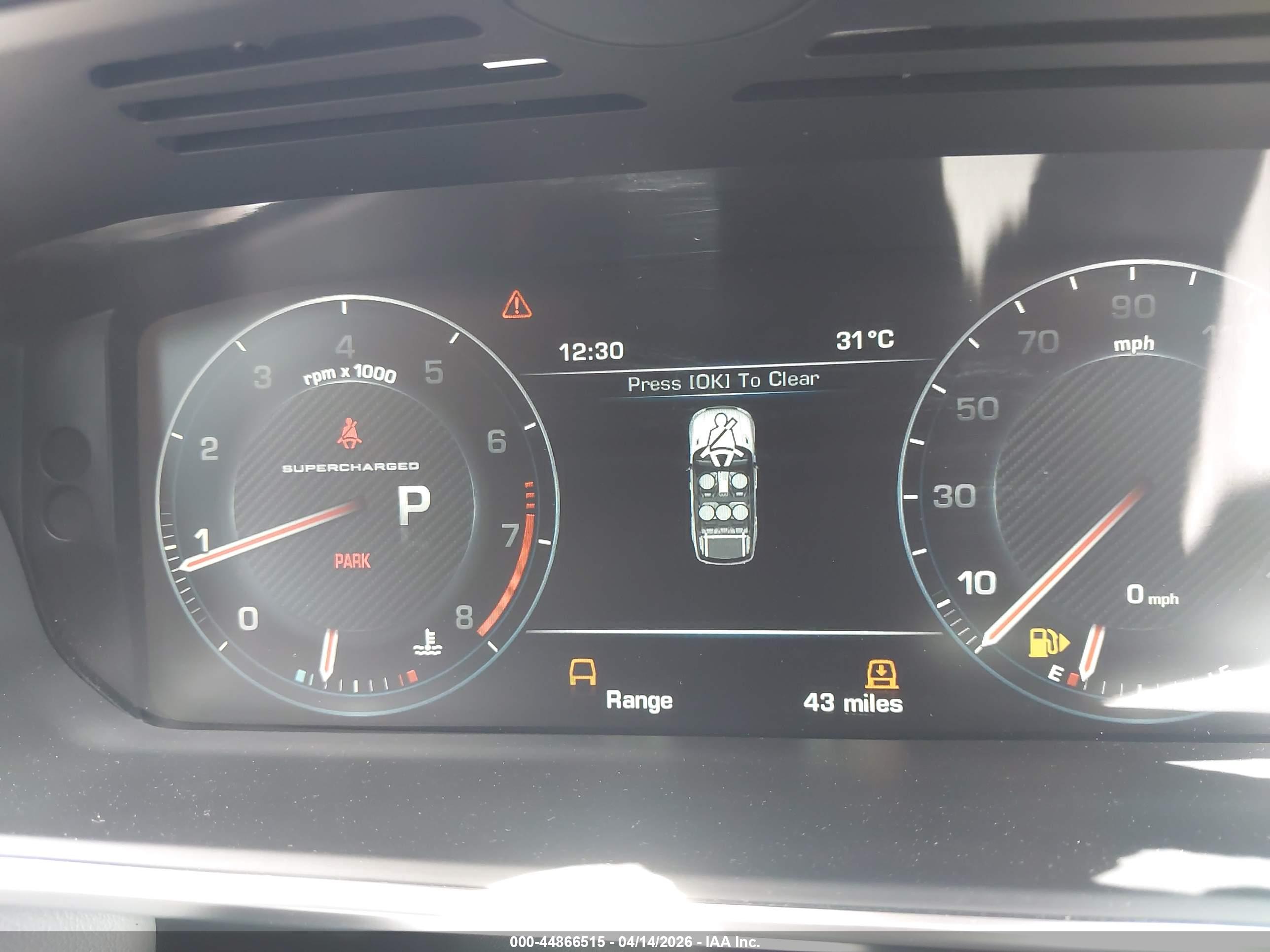 LAND ROVER image 7