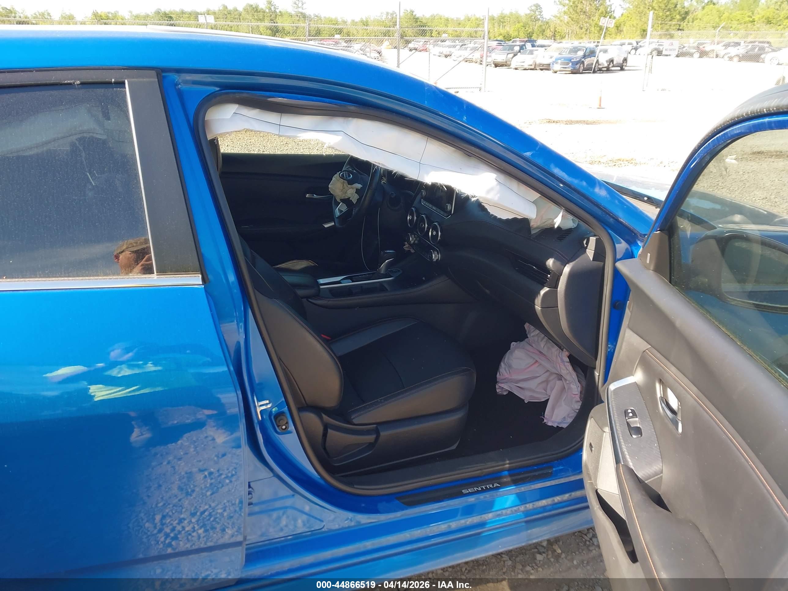 NISSAN SENTRA image 5