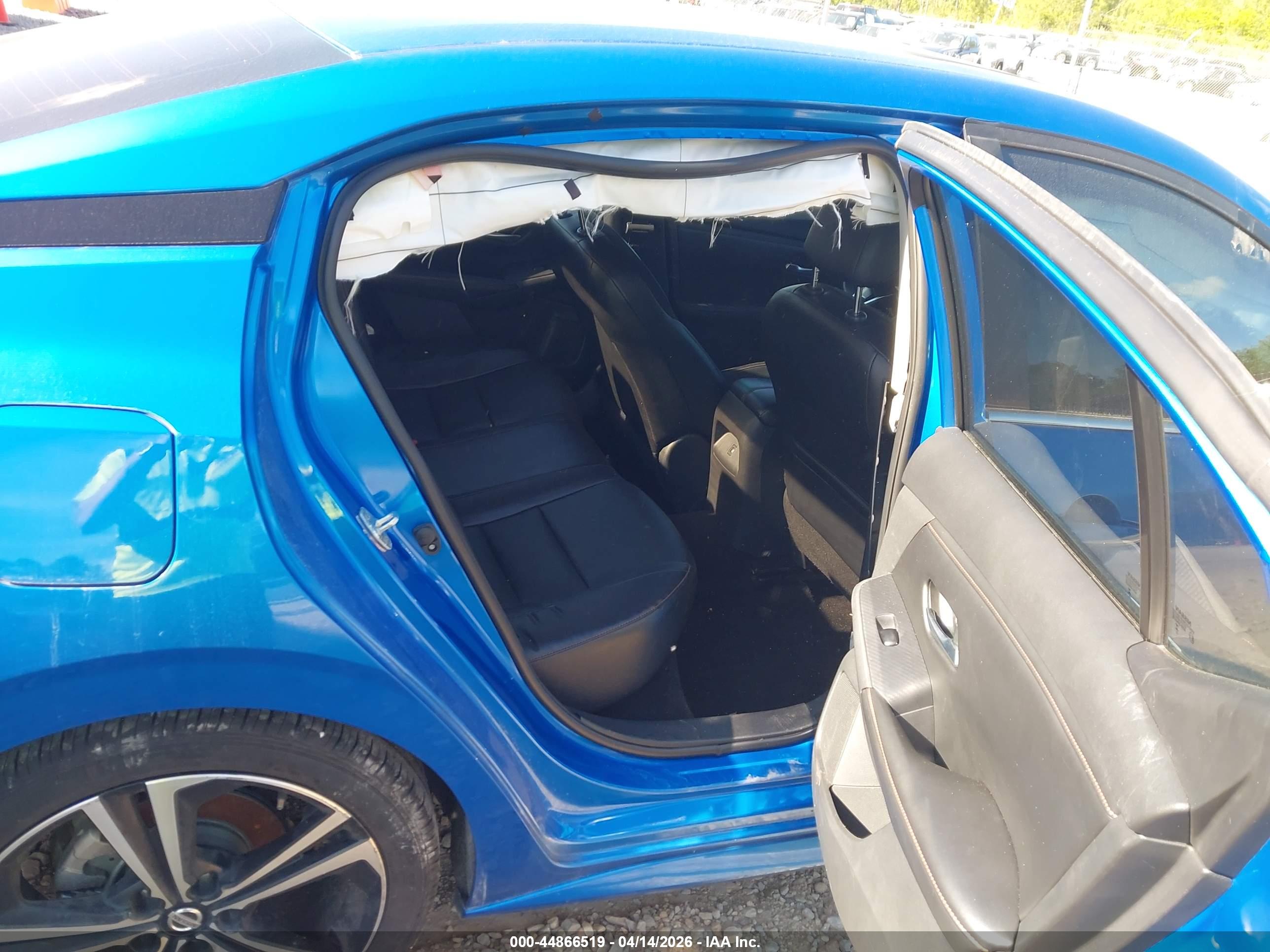 NISSAN SENTRA image 8