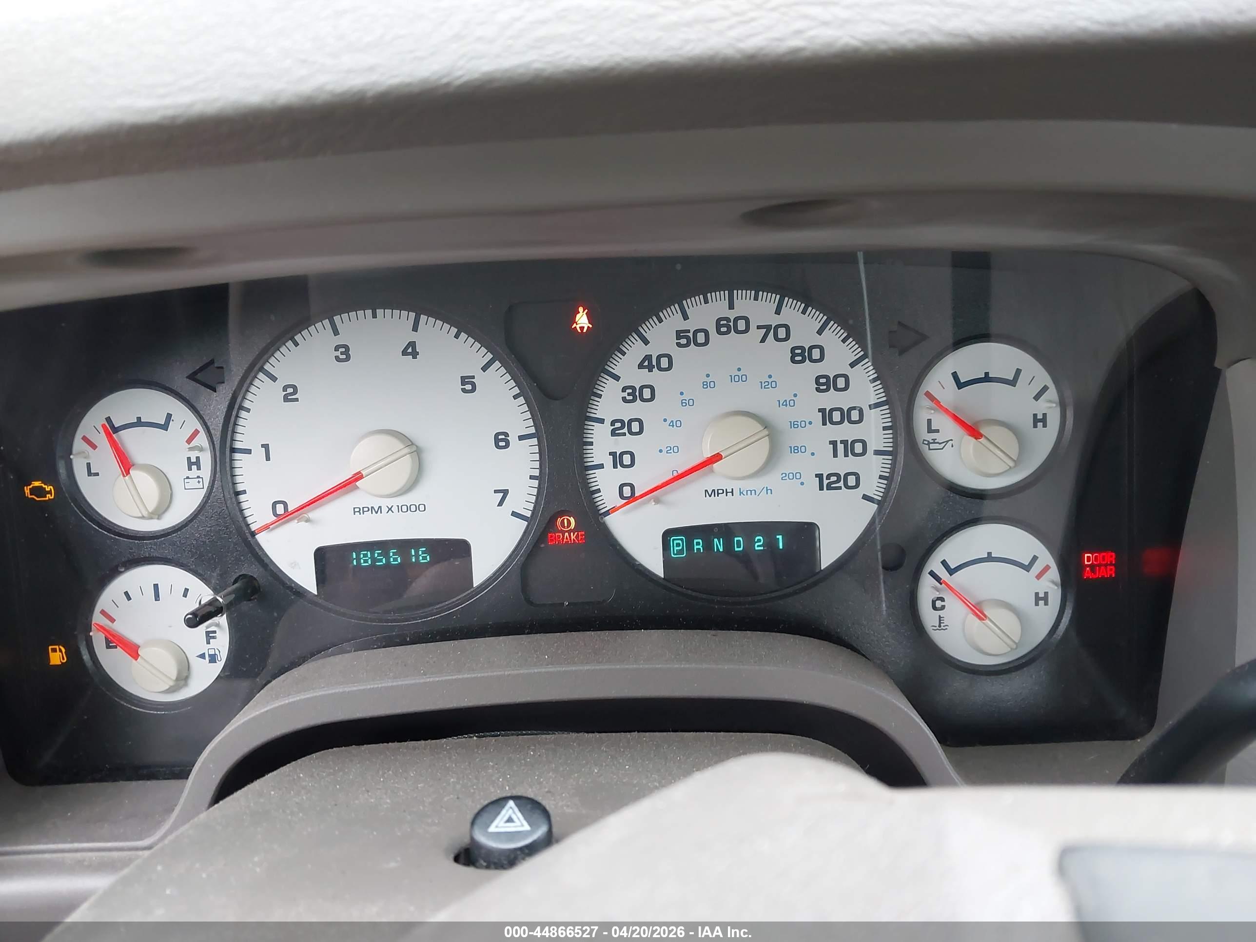 DODGE RAM image 7