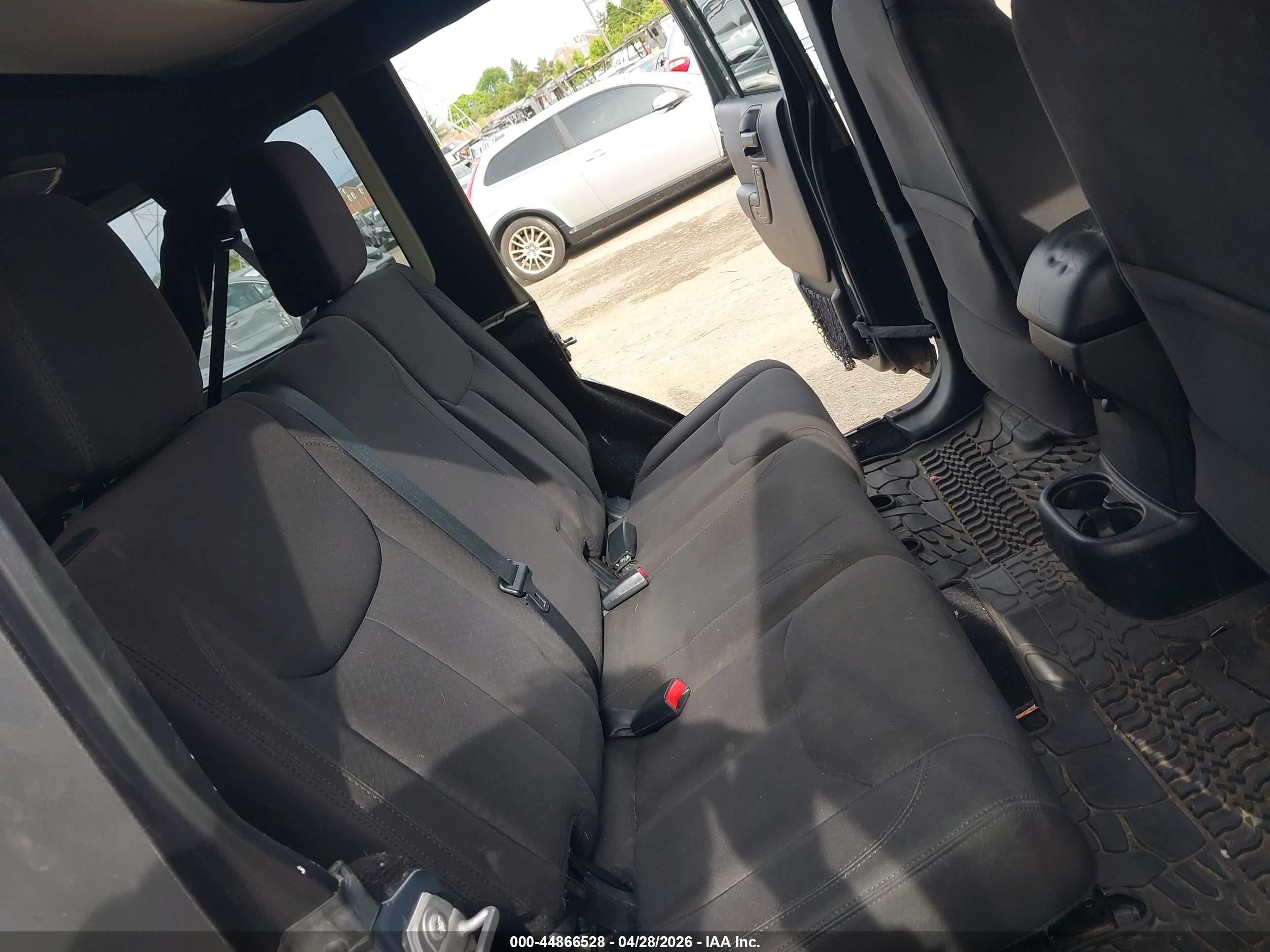 JEEP WRANGLER image 8