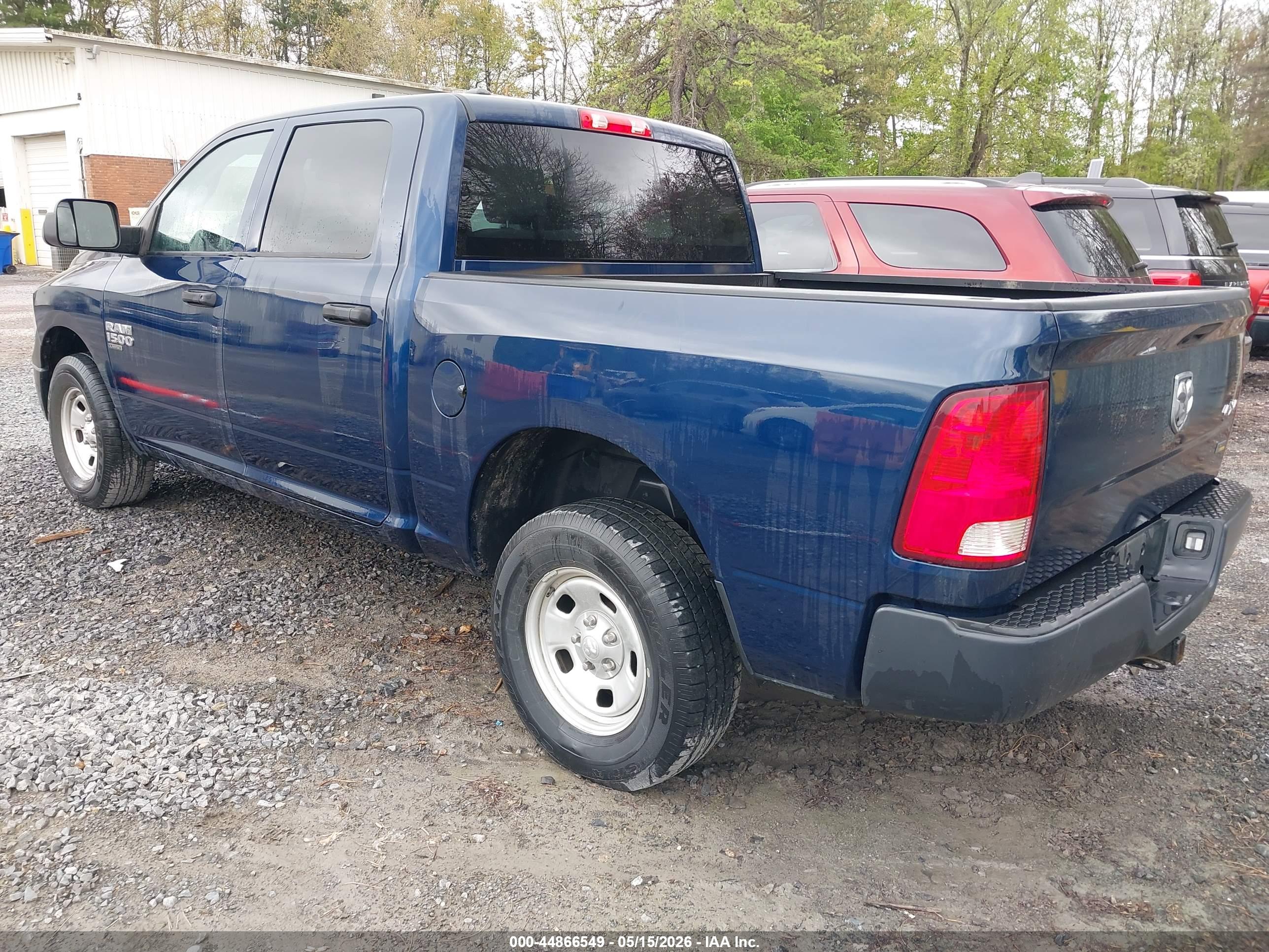 RAM 1500 image 3