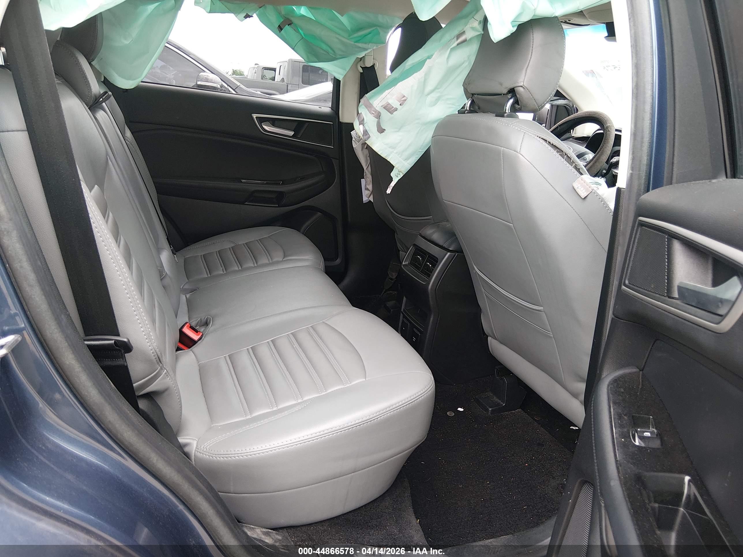 FORD EDGE image 8