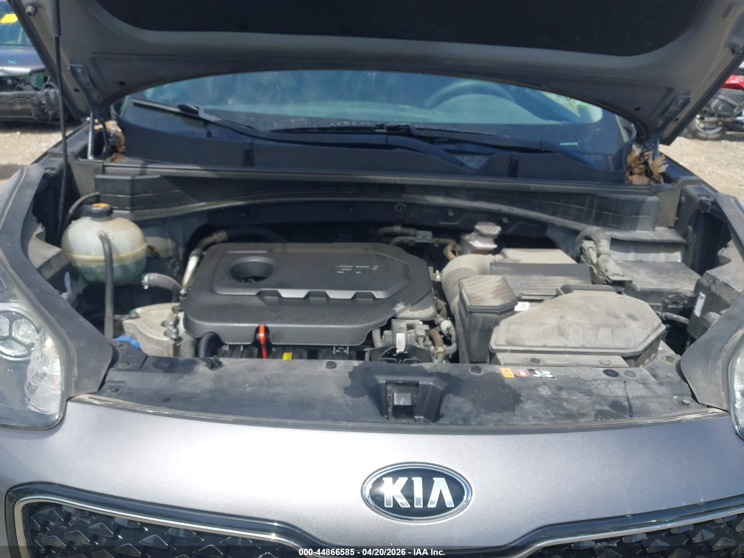 KIA SPORTAGE image 10