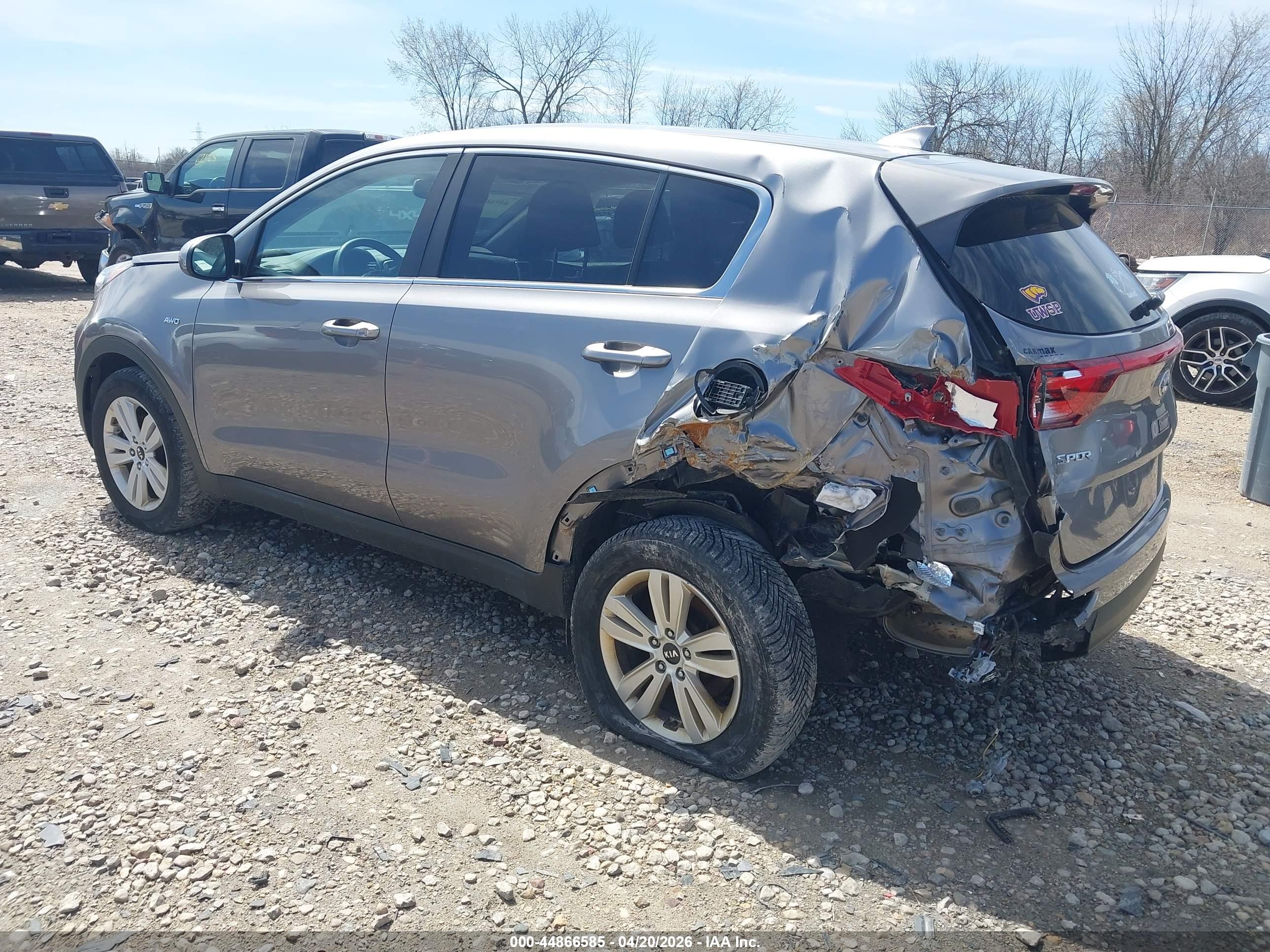 KIA SPORTAGE image 3