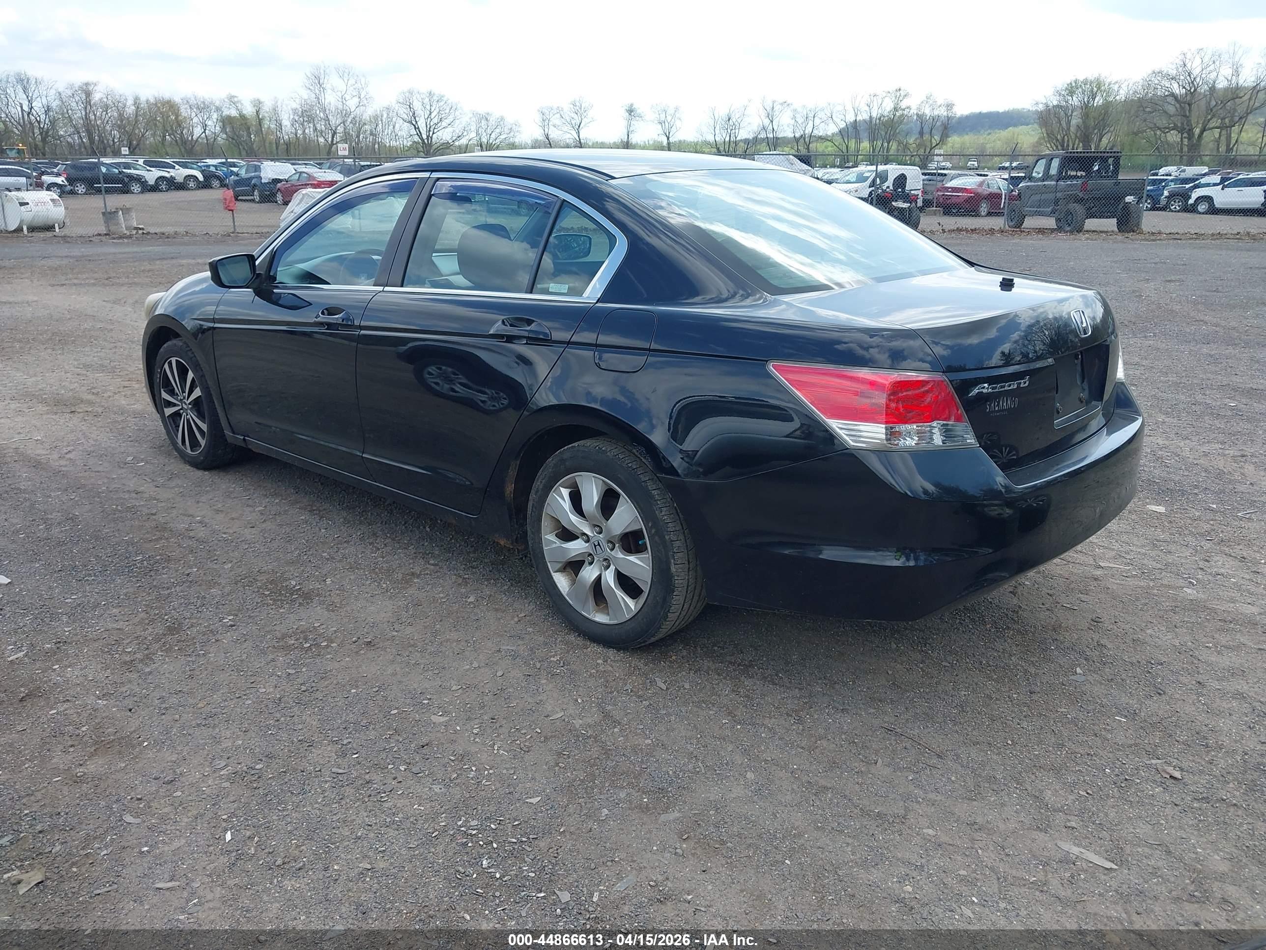 HONDA ACCORD image 3