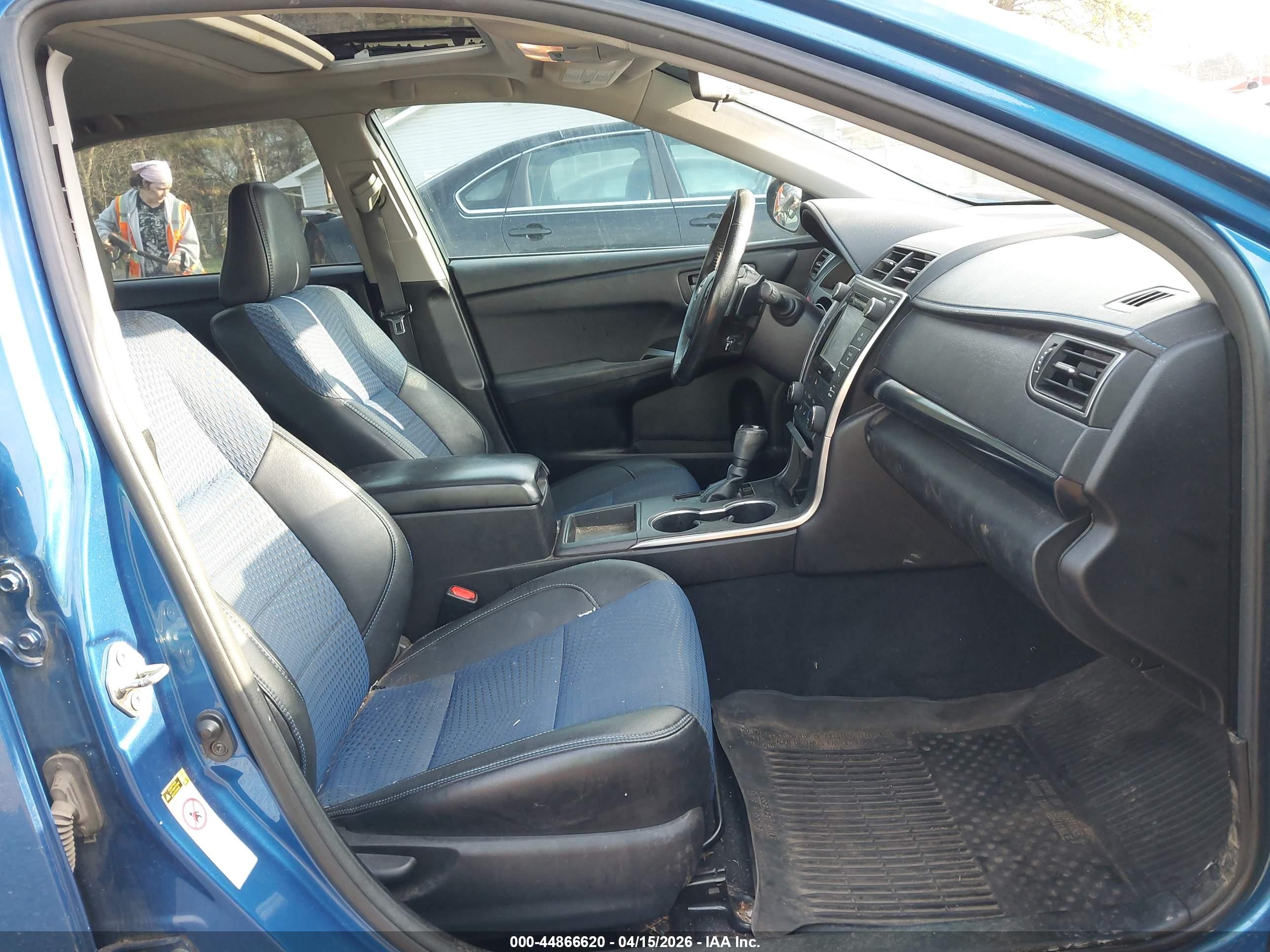 TOYOTA CAMRY image 5