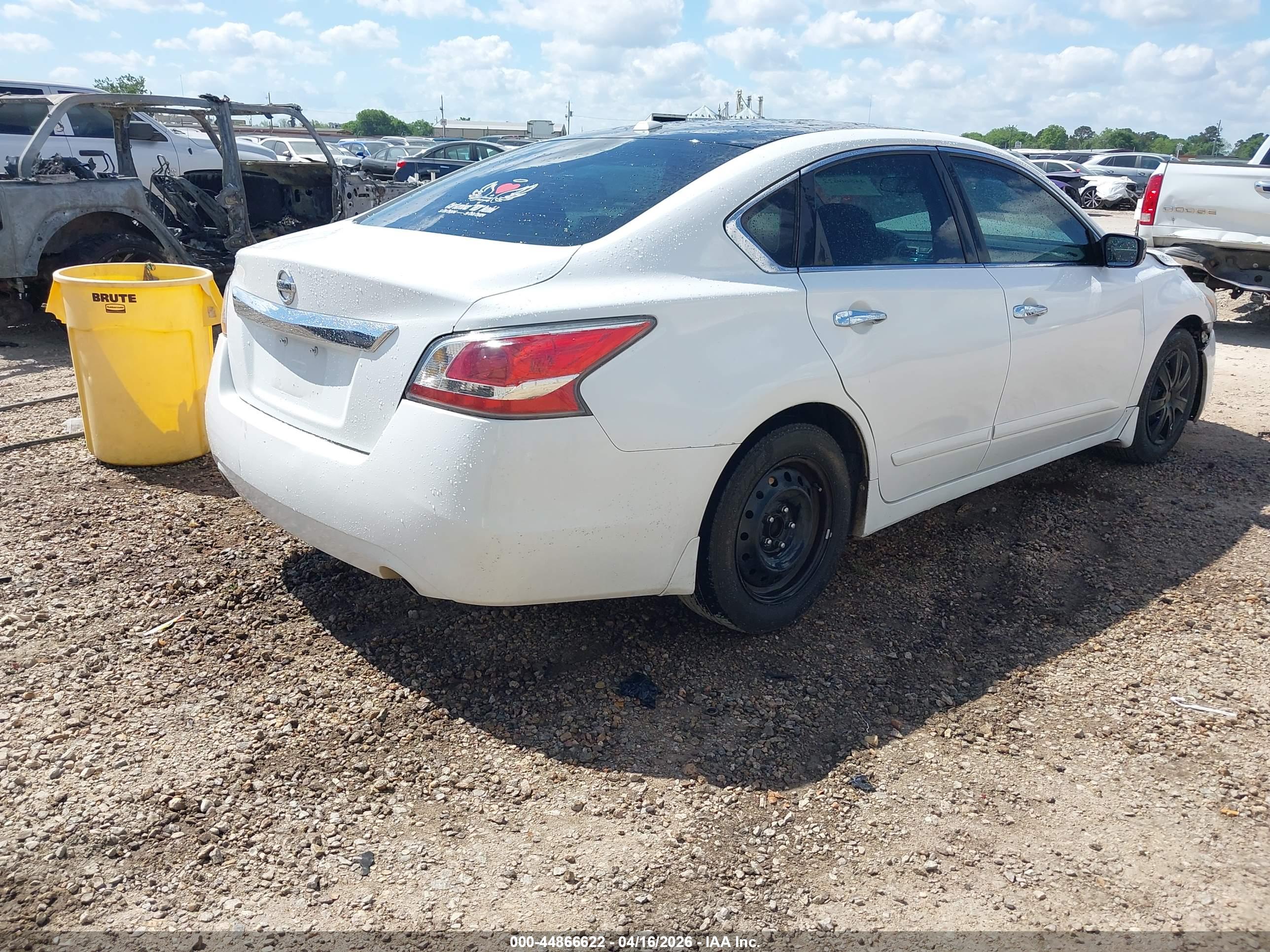 NISSAN ALTIMA image 4