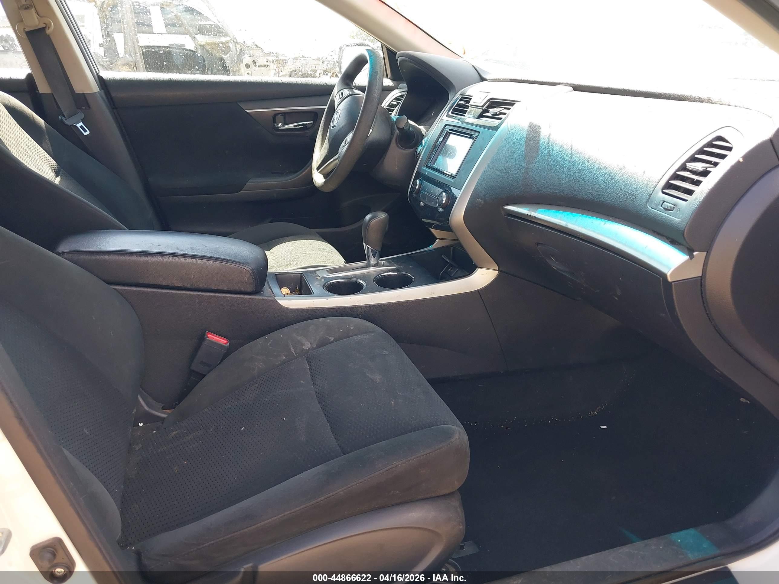 NISSAN ALTIMA image 5