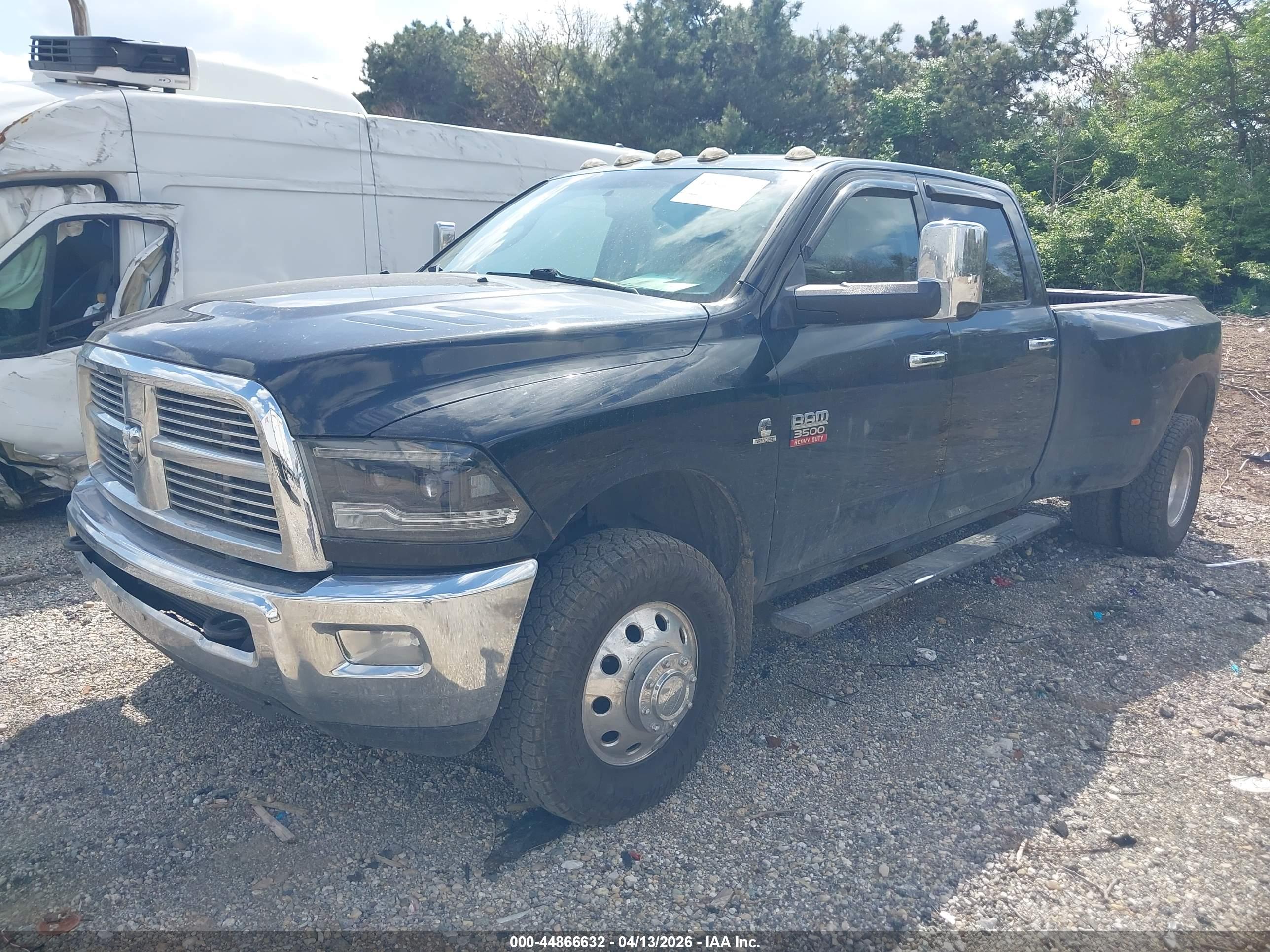 RAM 3500 image 2