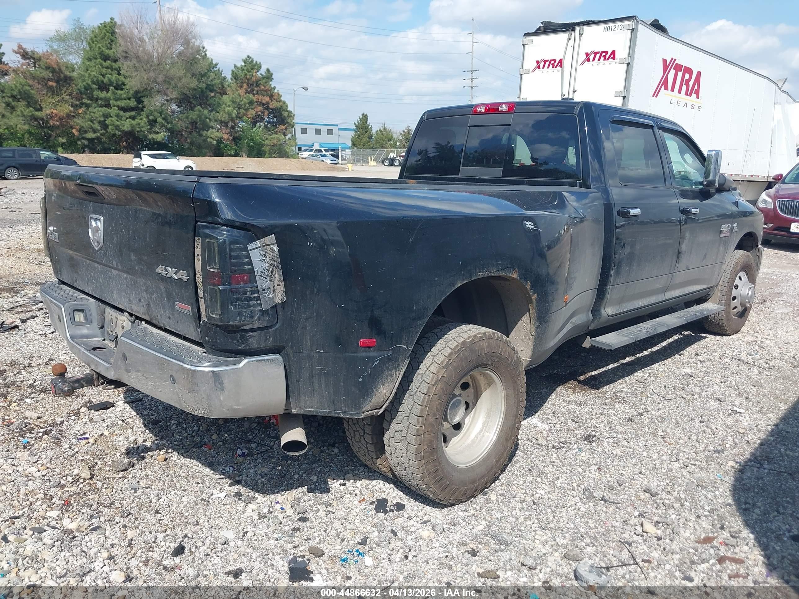 RAM 3500 image 4
