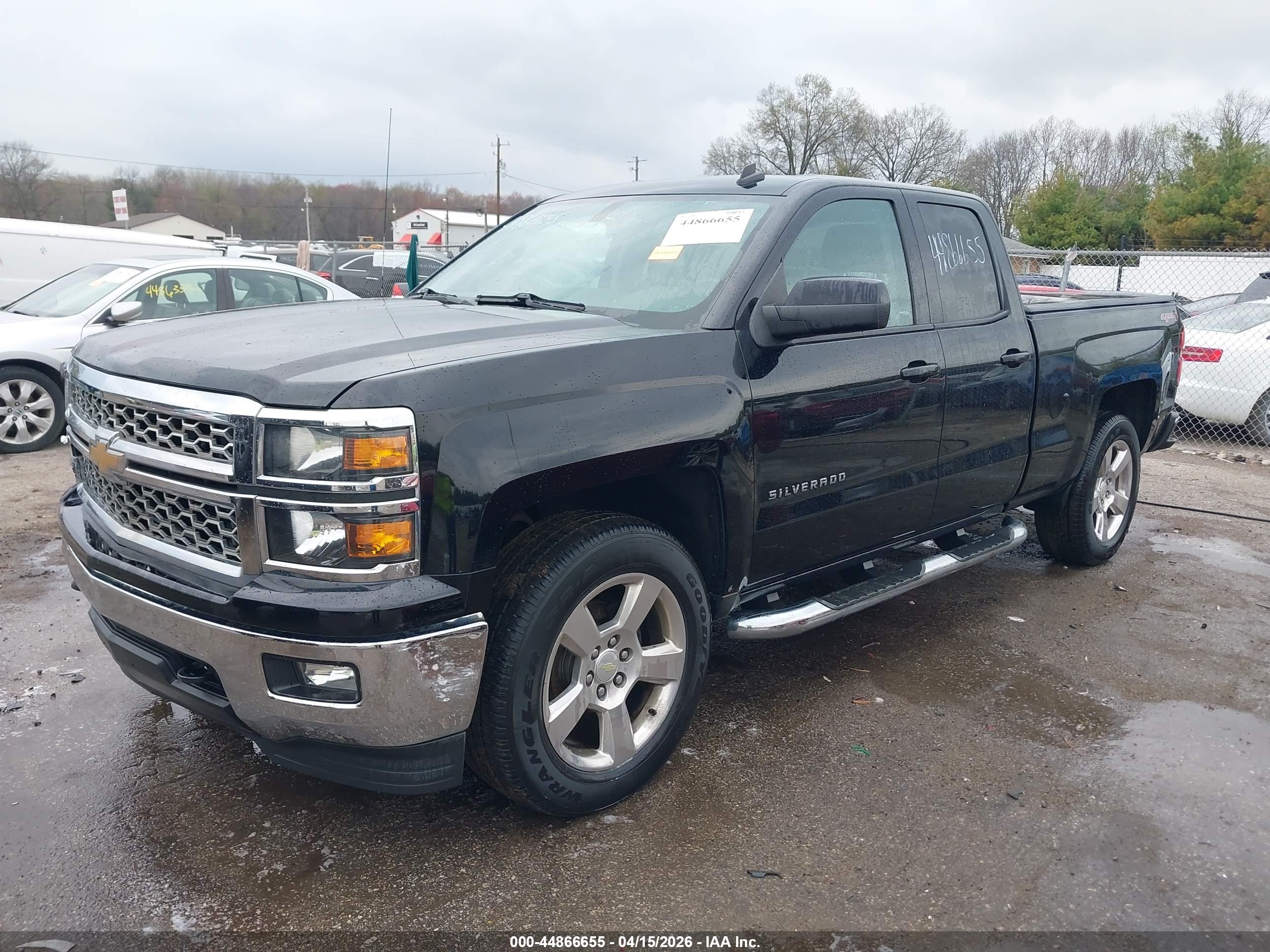CHEVROLET SILVERADO image 2