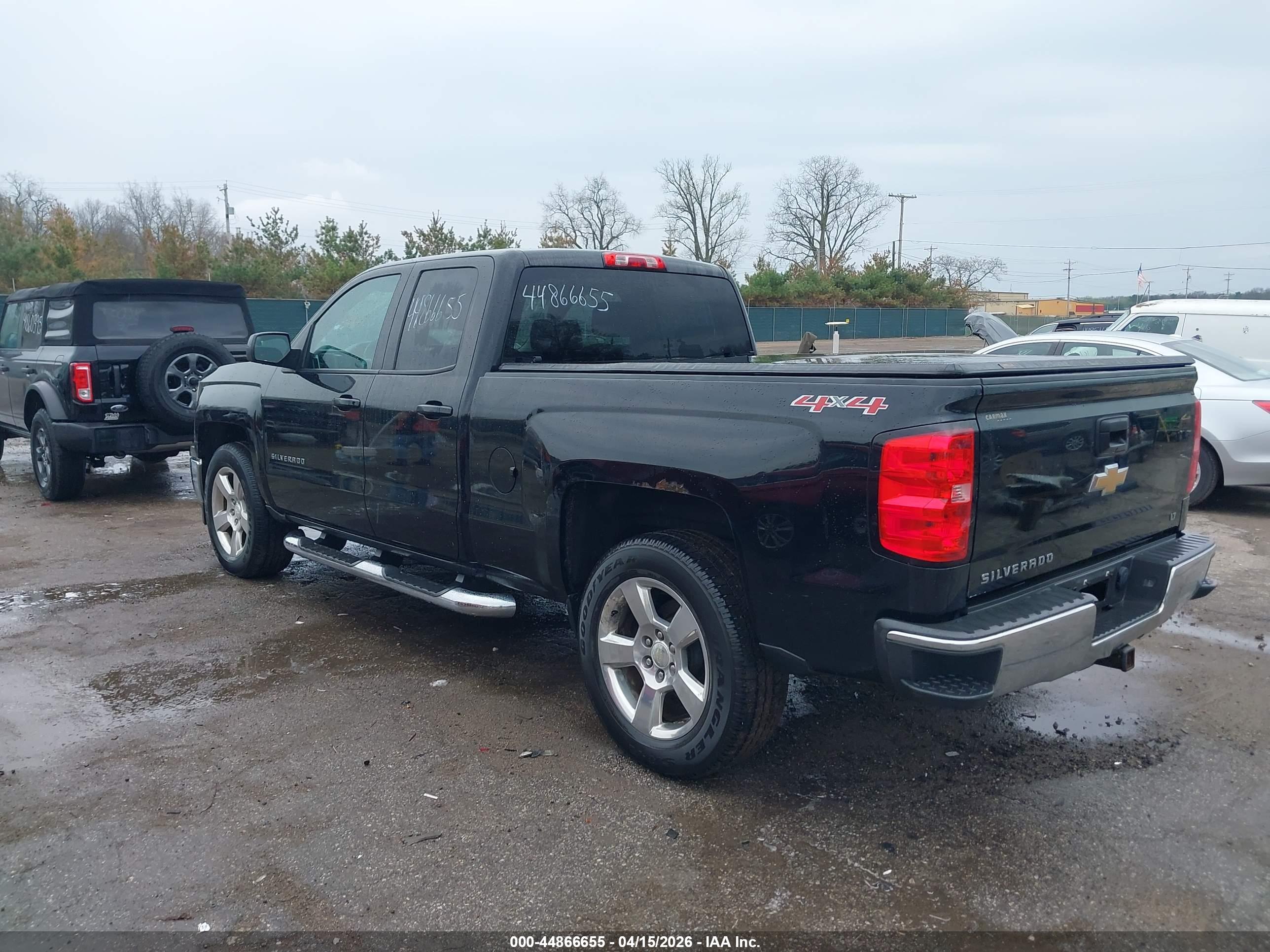 CHEVROLET SILVERADO image 3