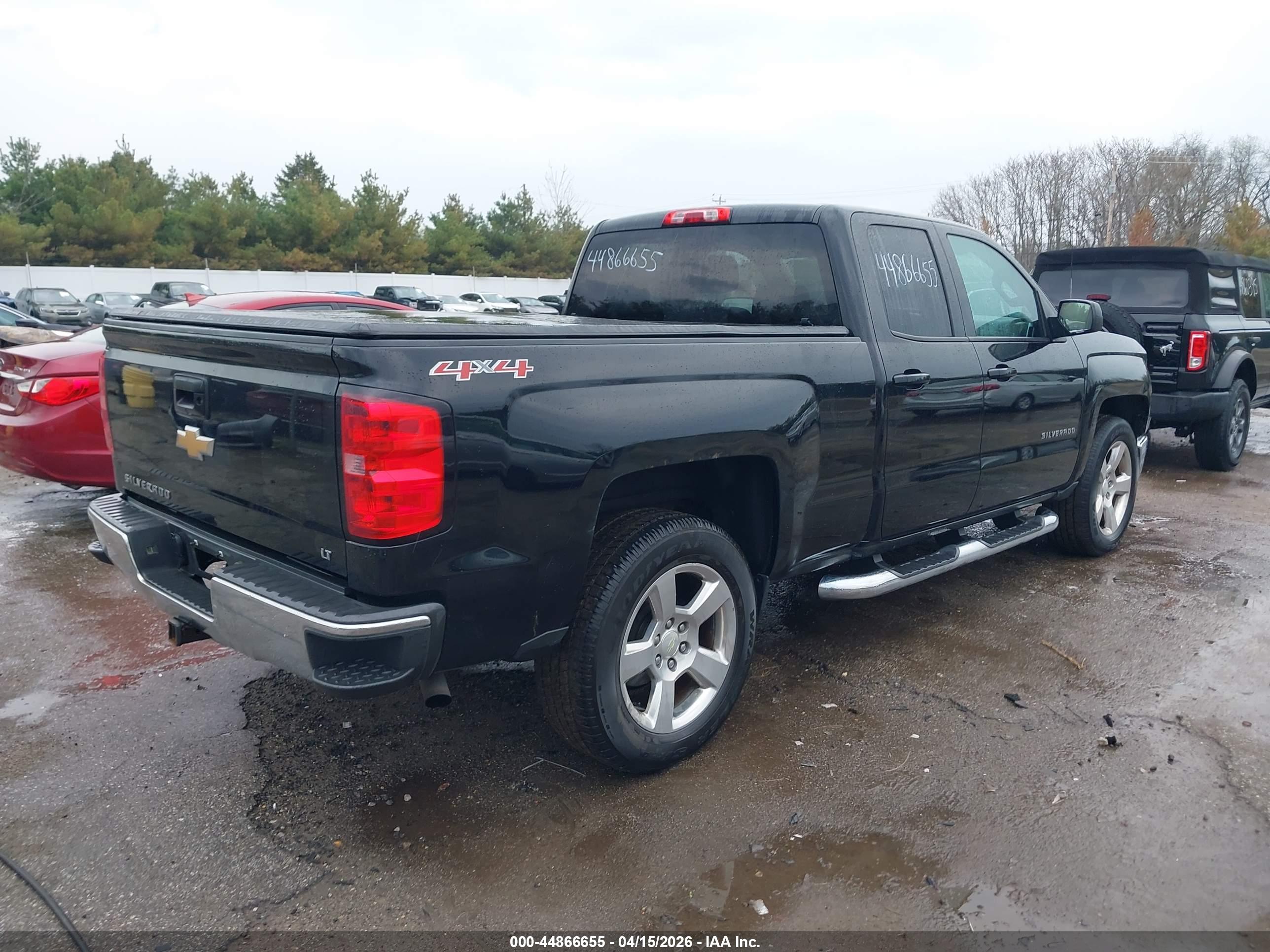 CHEVROLET SILVERADO image 4