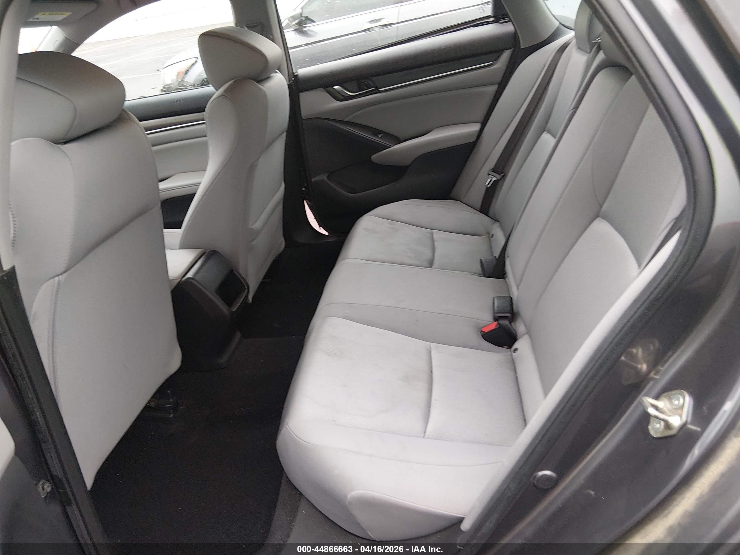 HONDA ACCORD image 8
