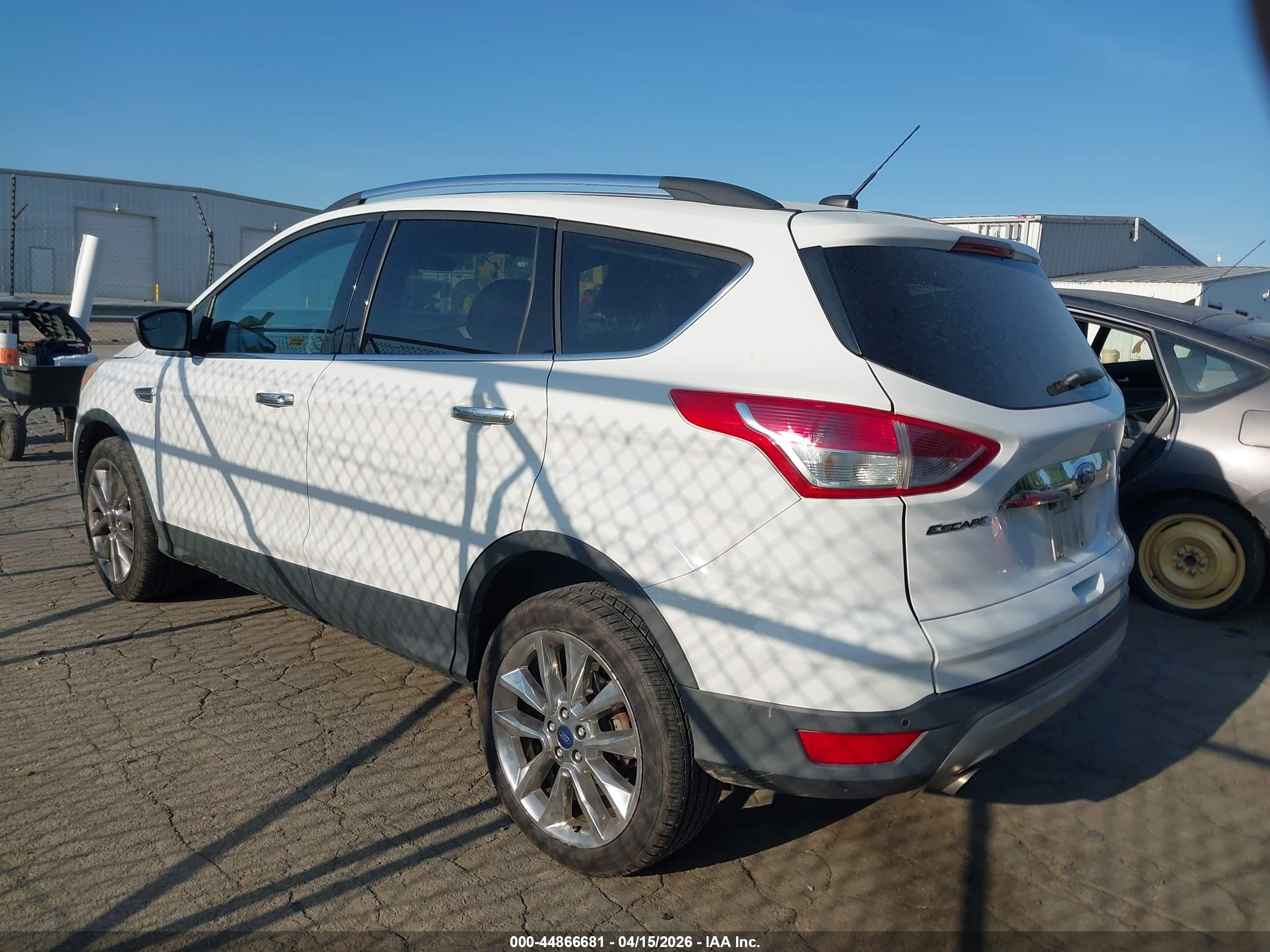 FORD ESCAPE image 3