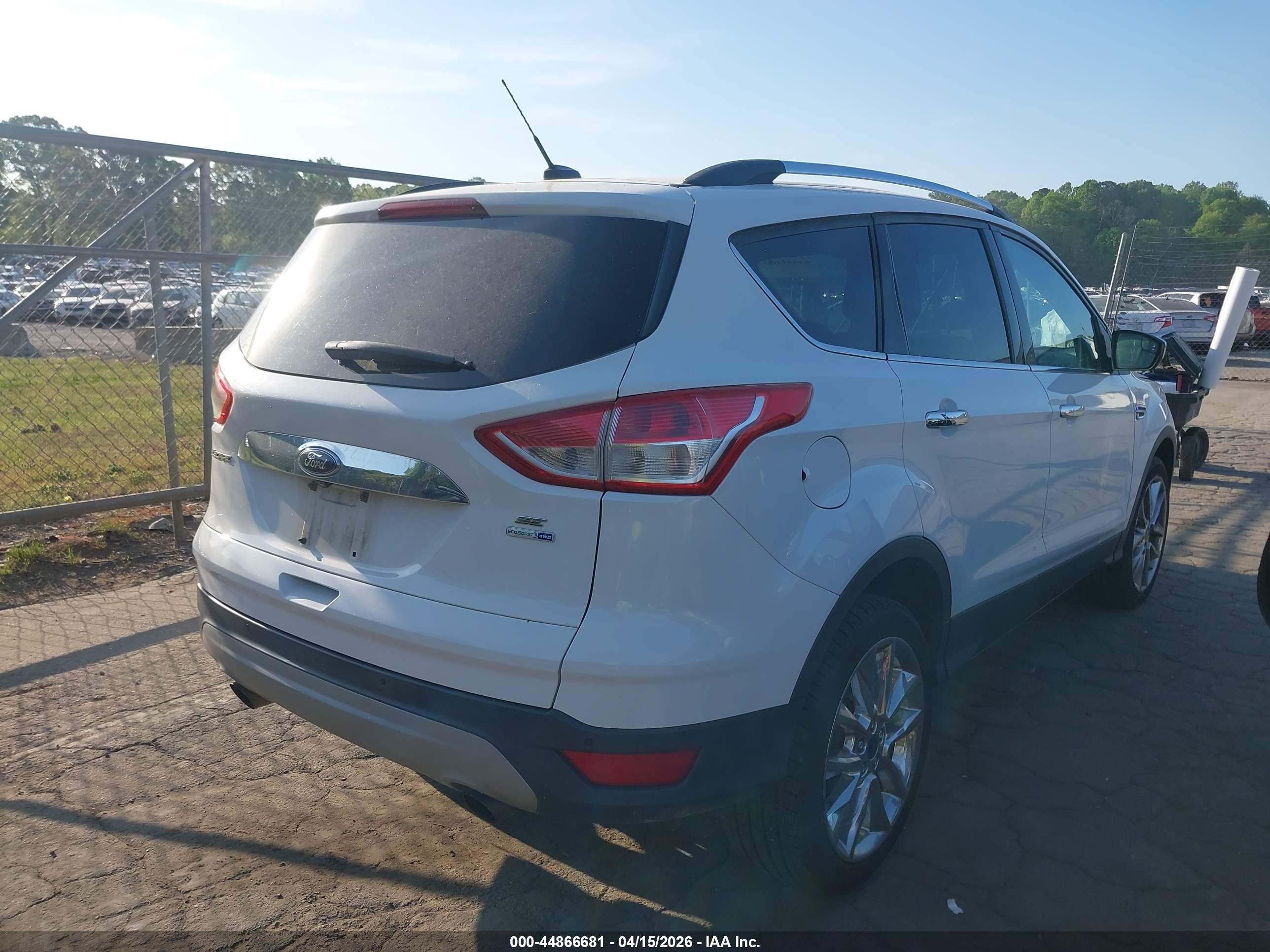 FORD ESCAPE image 4
