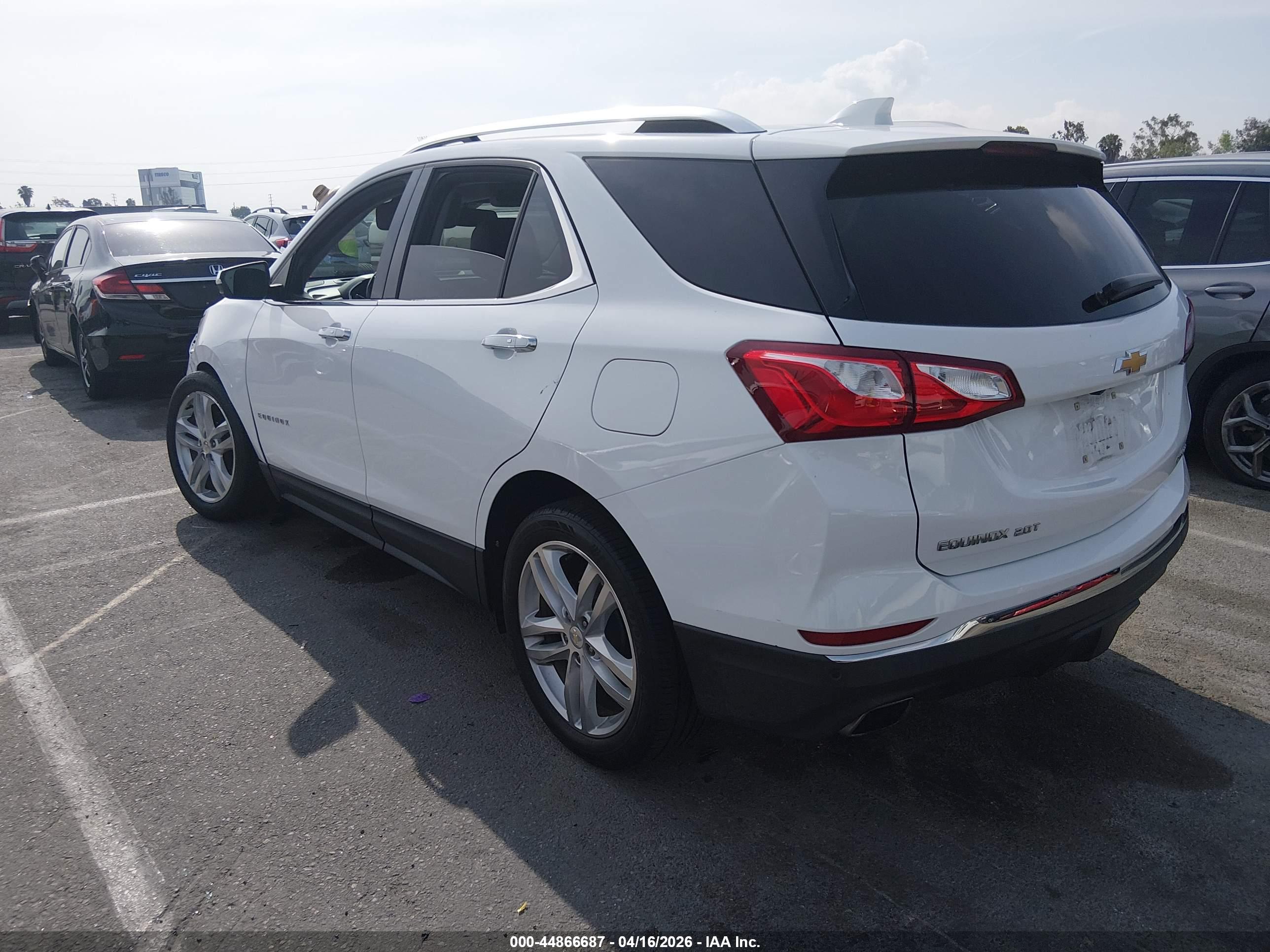 CHEVROLET EQUINOX image 3
