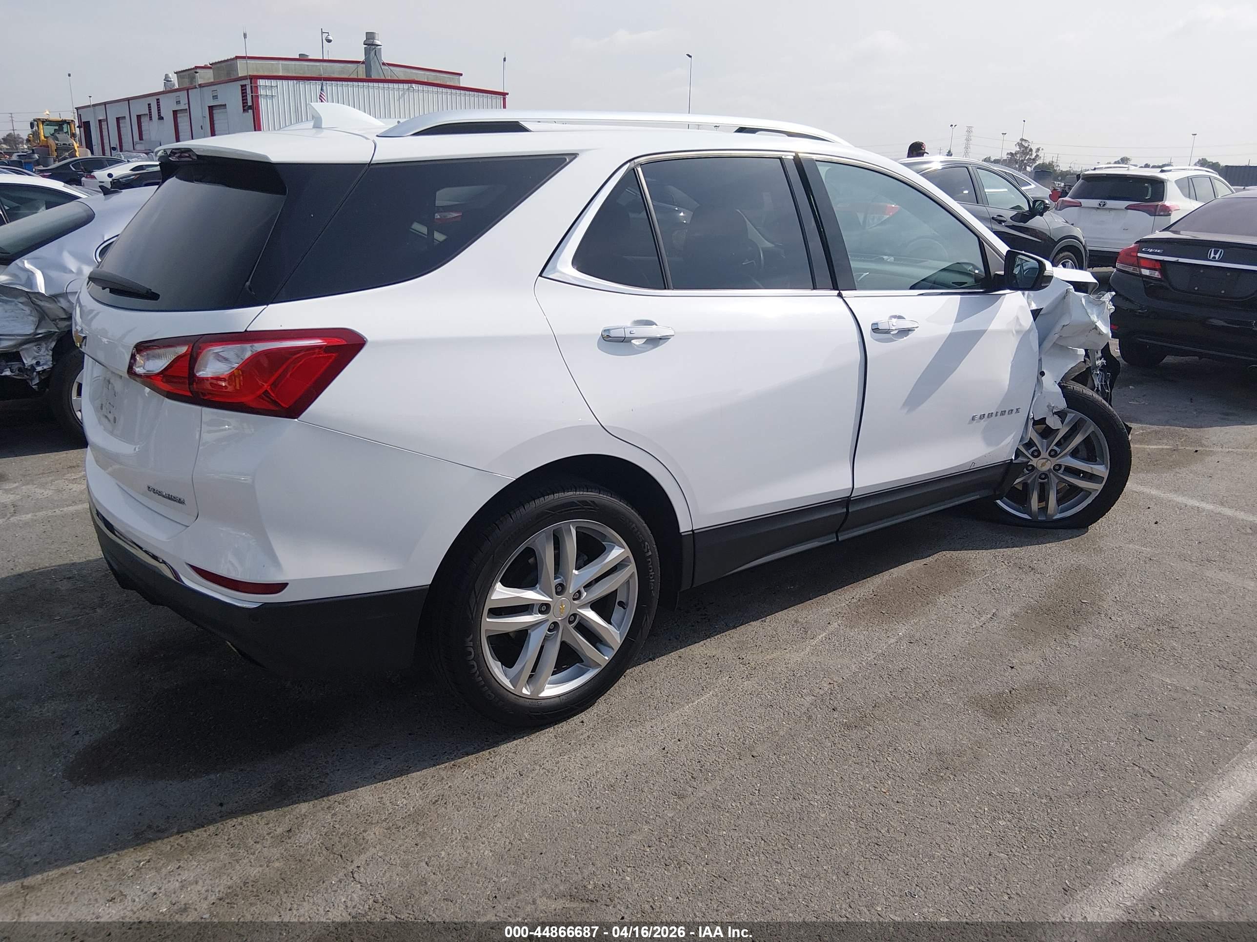 CHEVROLET EQUINOX image 4