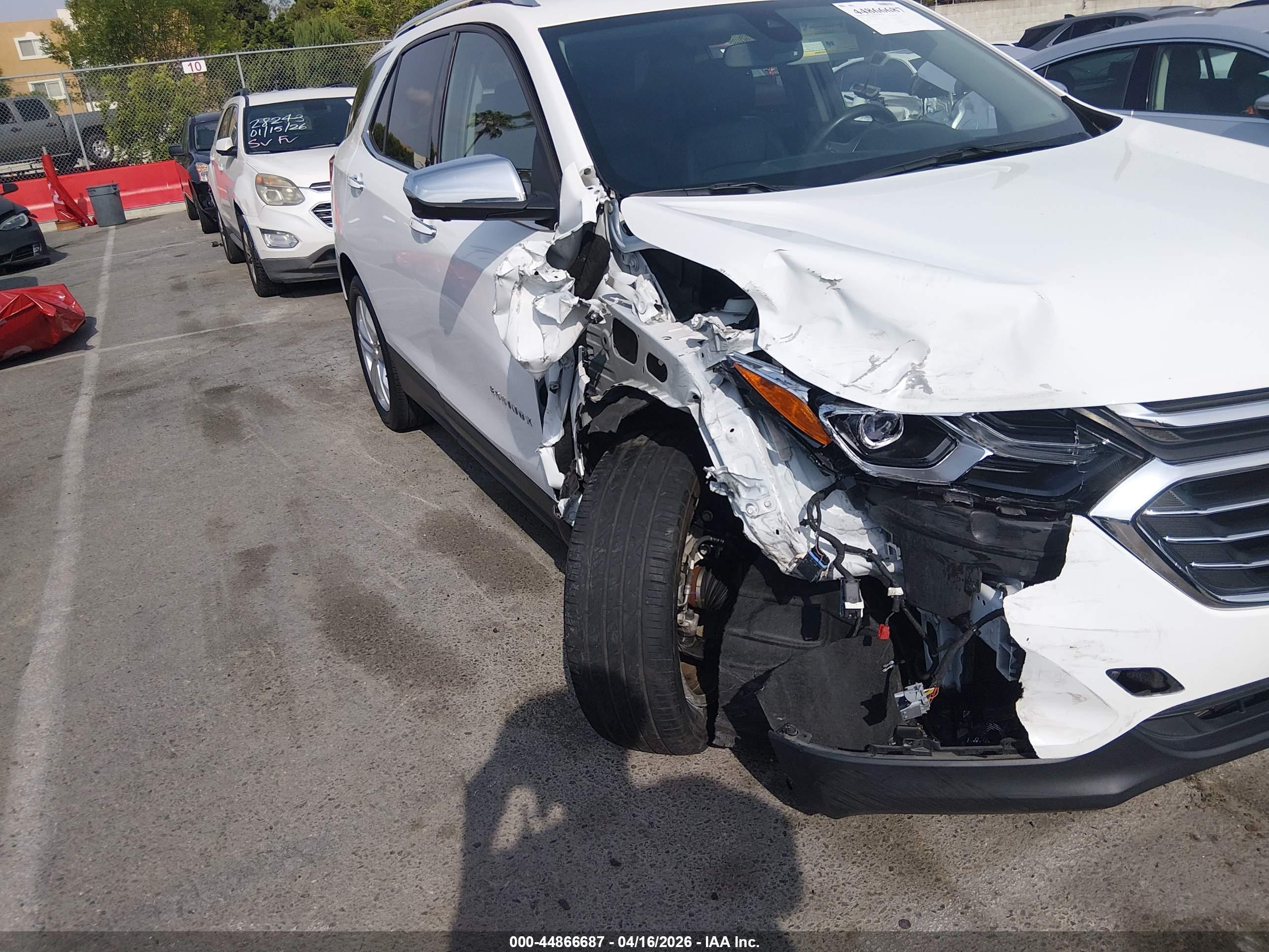 CHEVROLET EQUINOX image 6