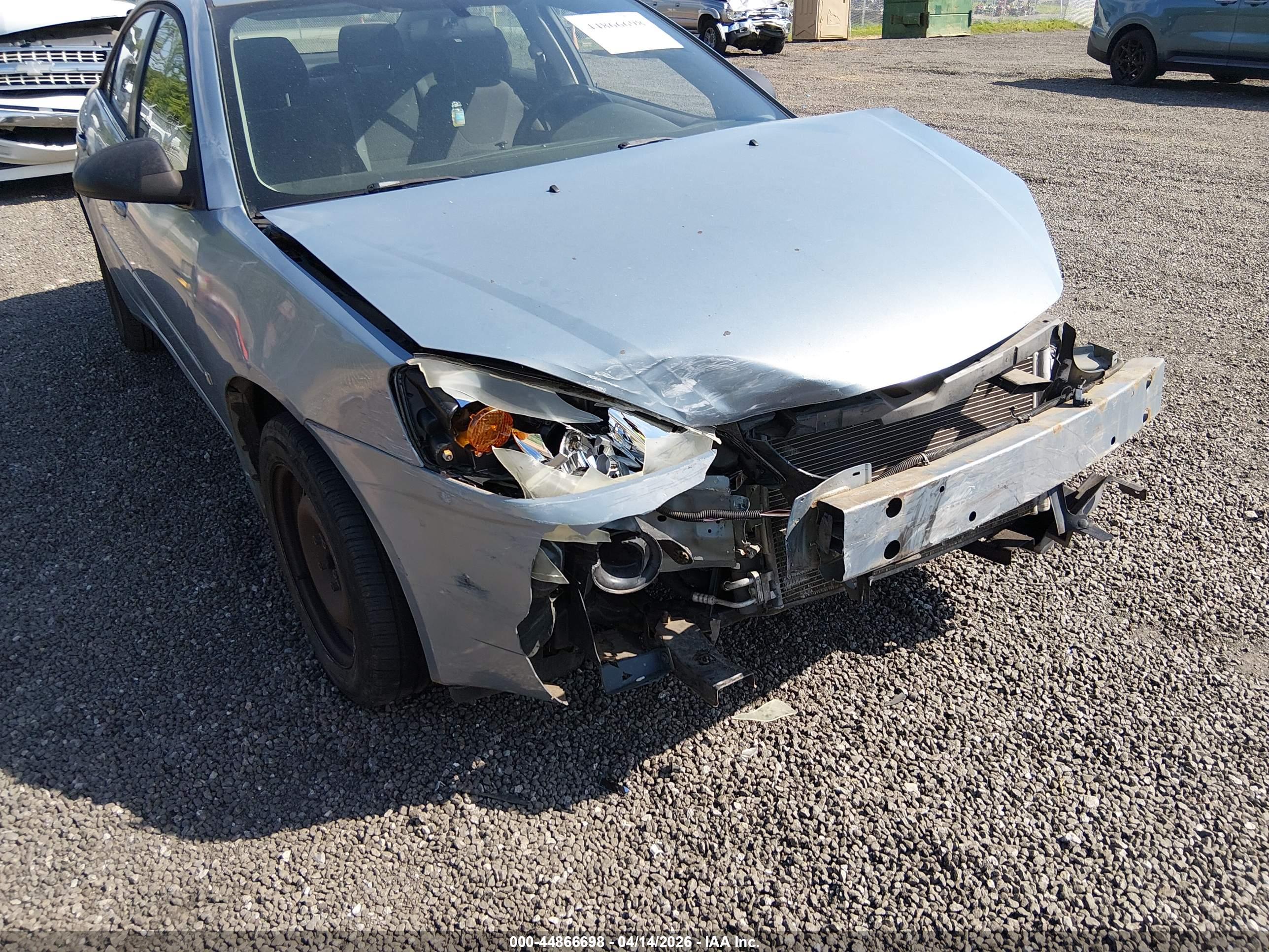 PONTIAC G6 image 6