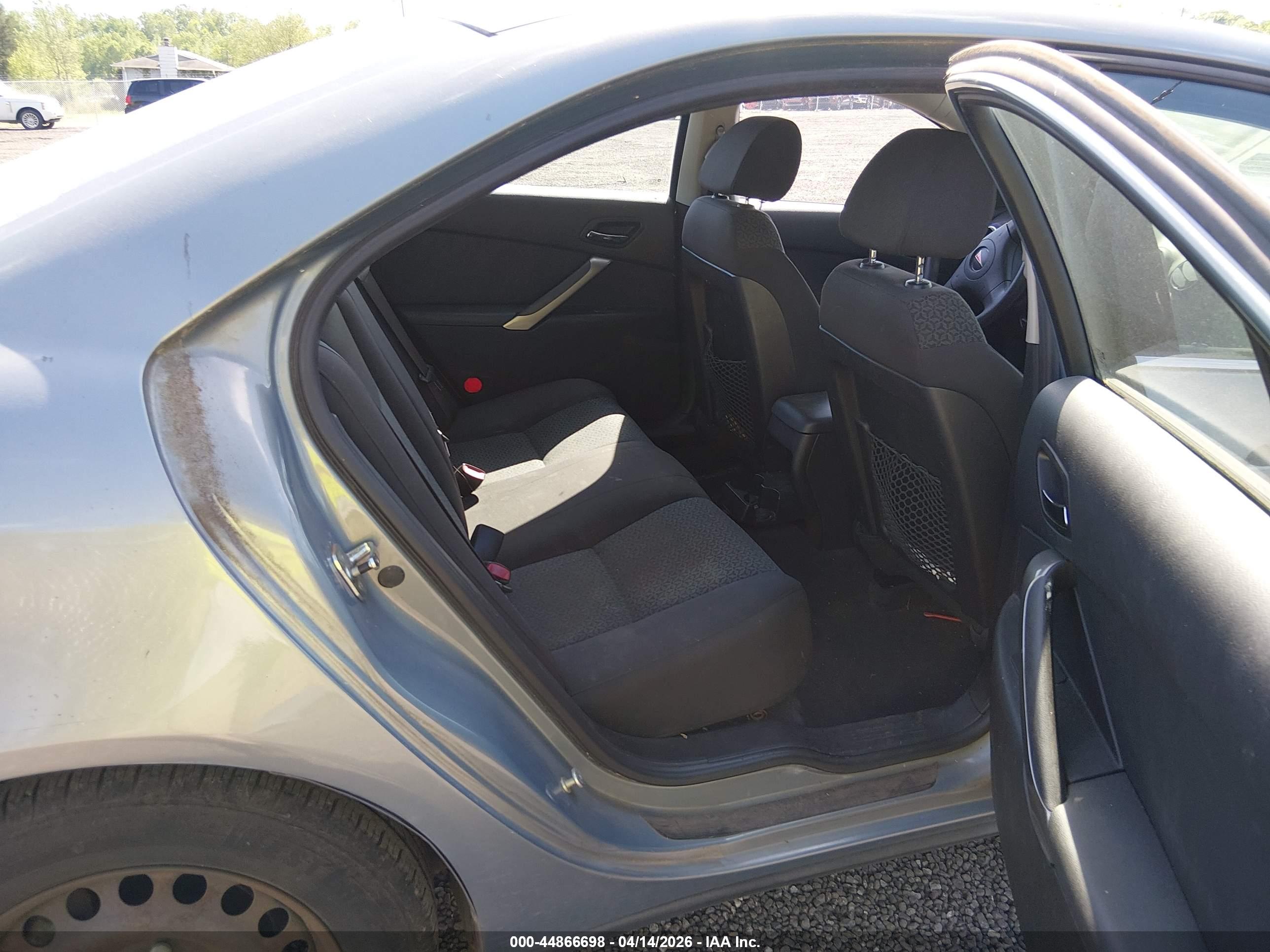 PONTIAC G6 image 8