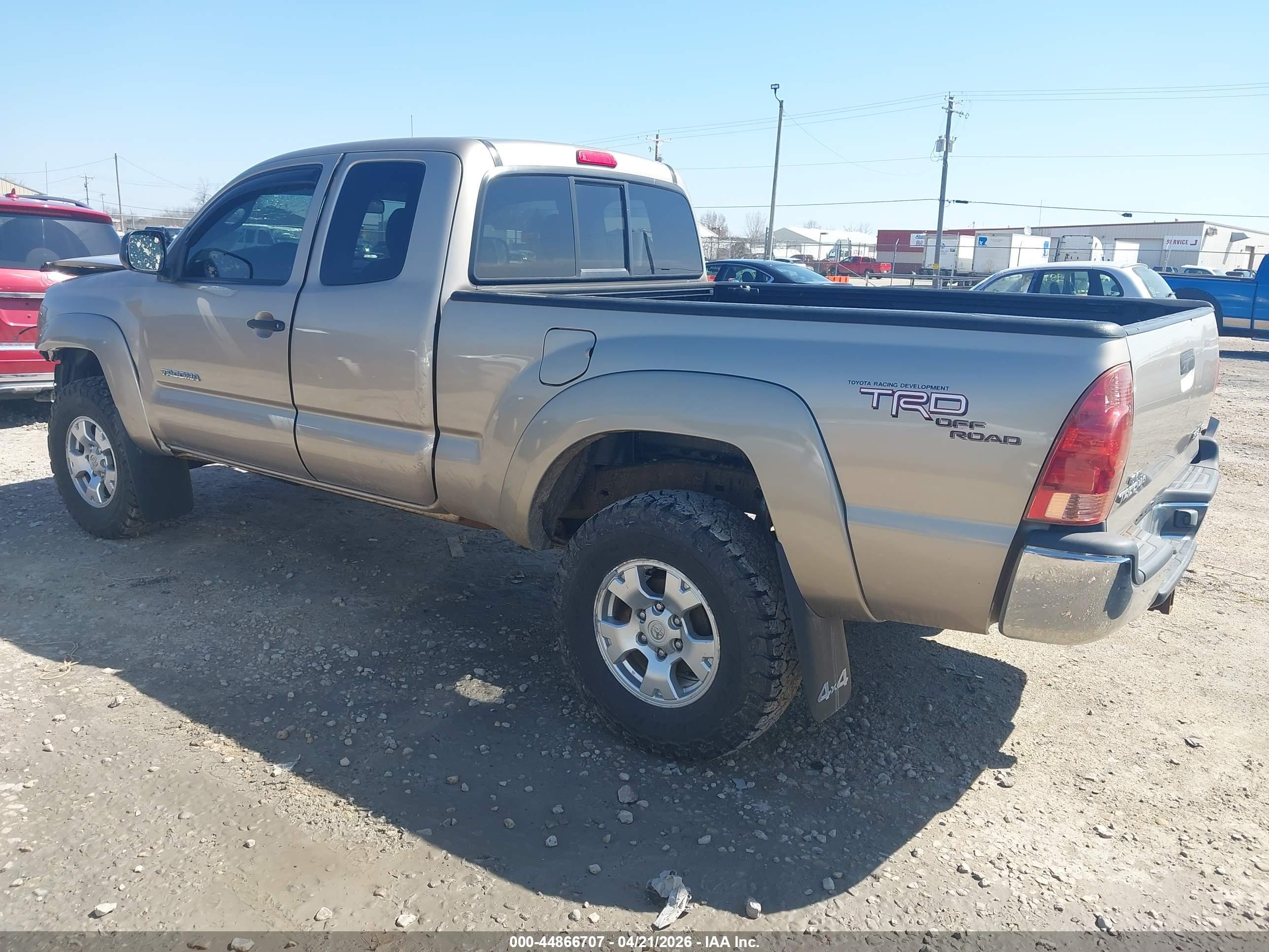 TOYOTA TACOMA image 3
