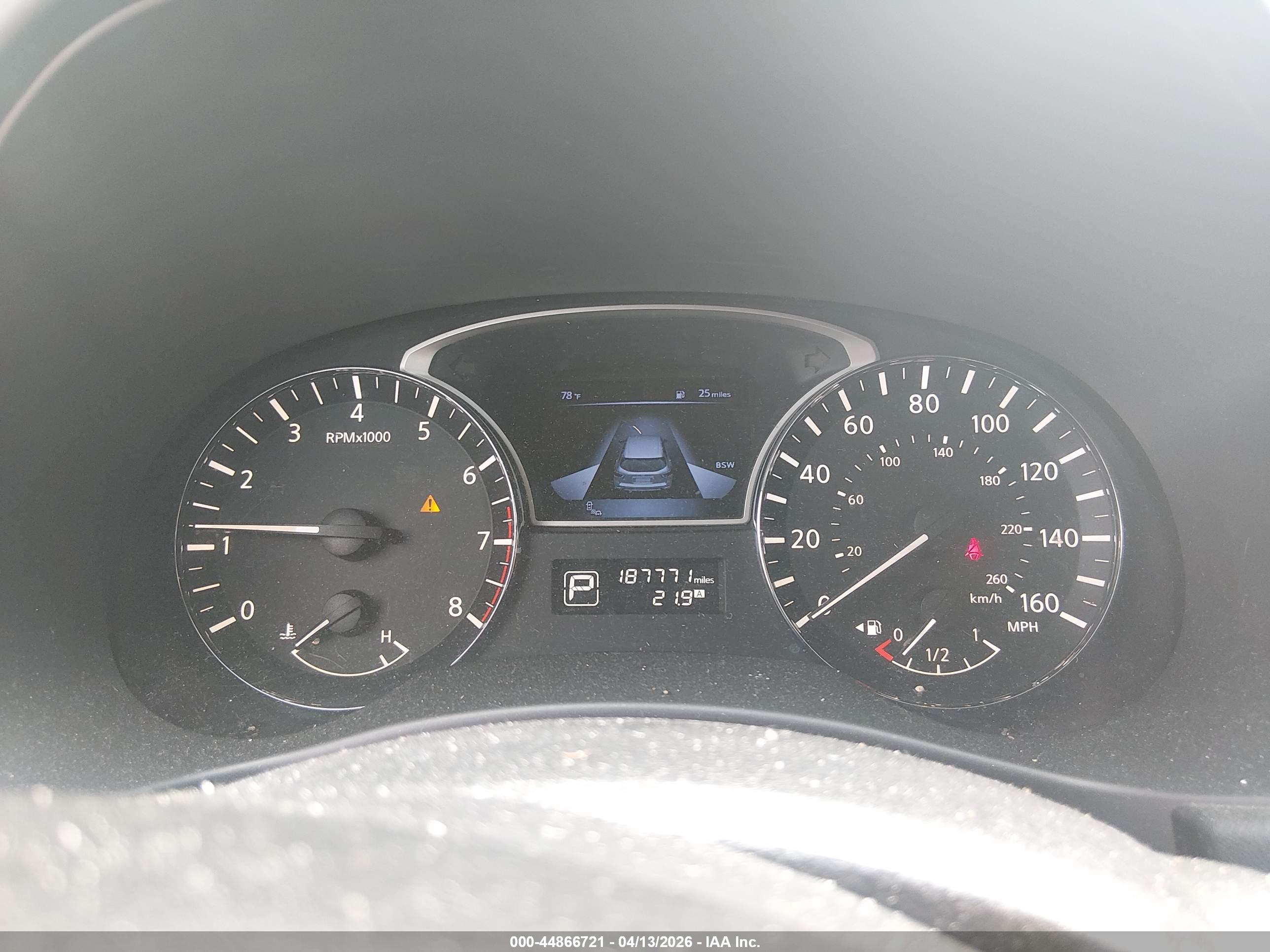 NISSAN PATHFINDER image 7
