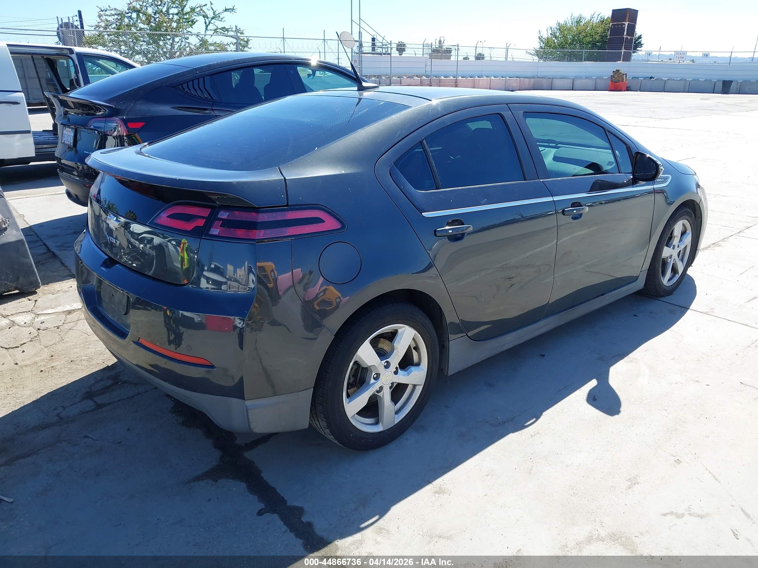 CHEVROLET VOLT image 4