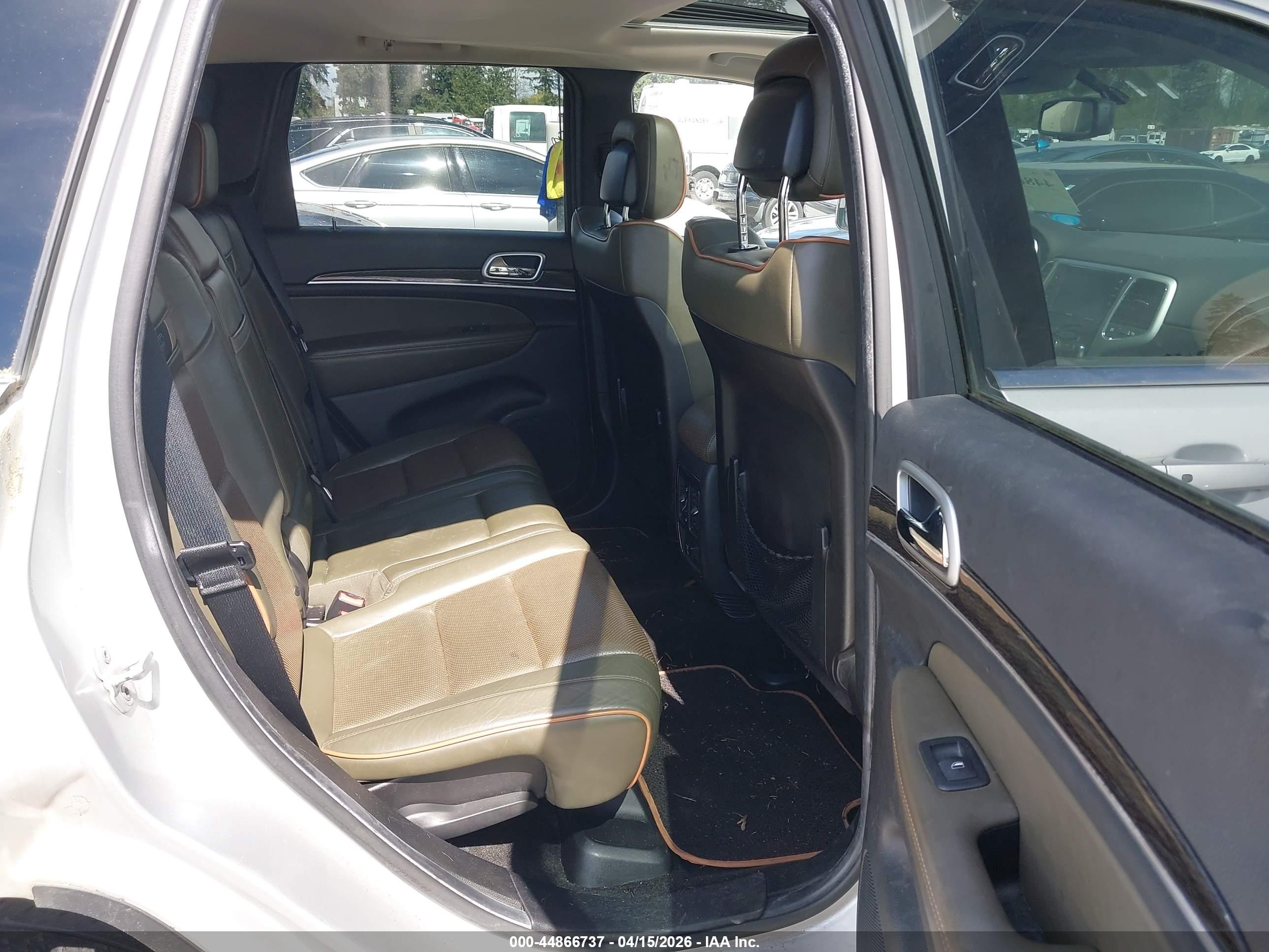 JEEP GRAND image 8