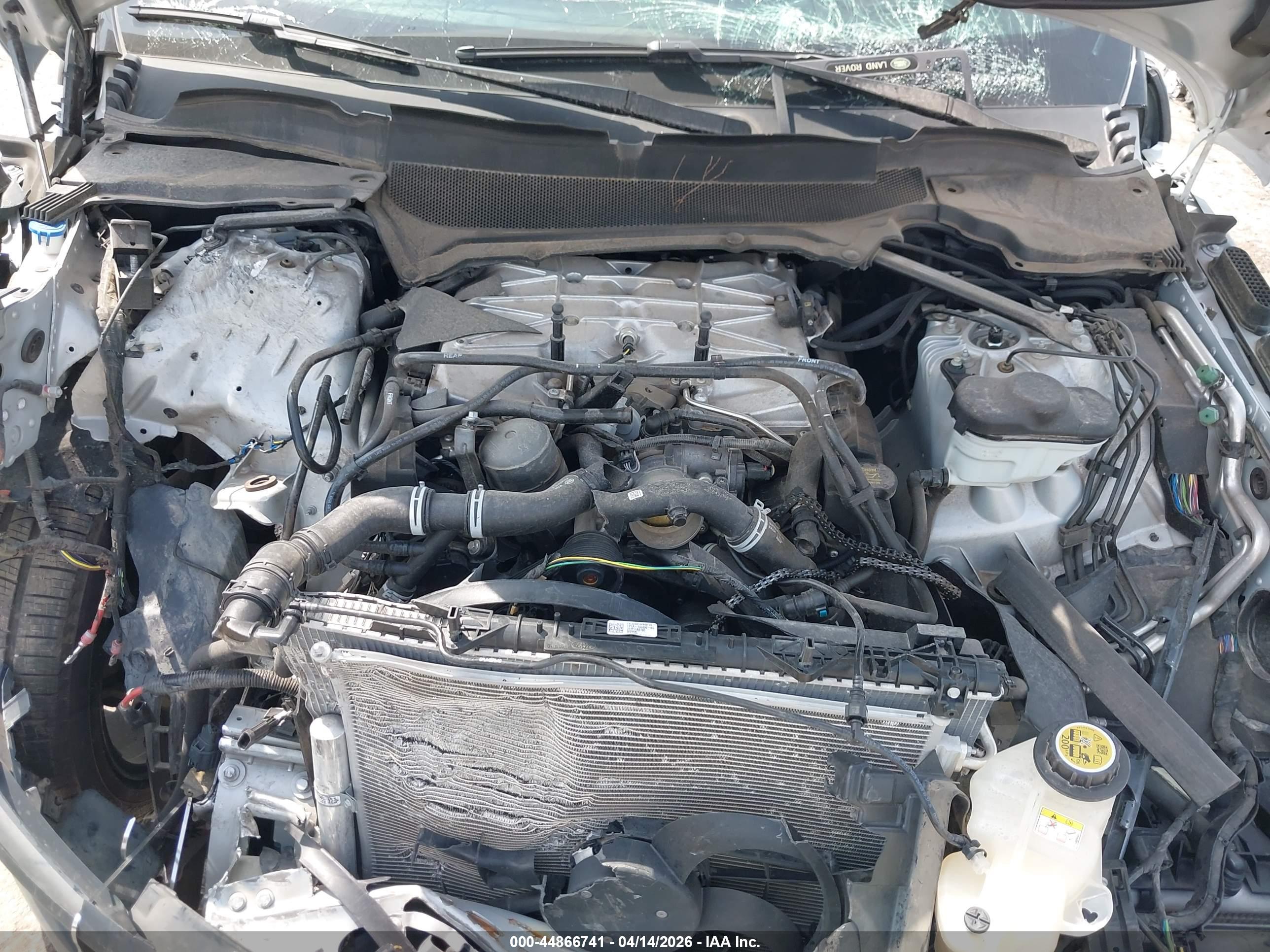 LAND ROVER image 10