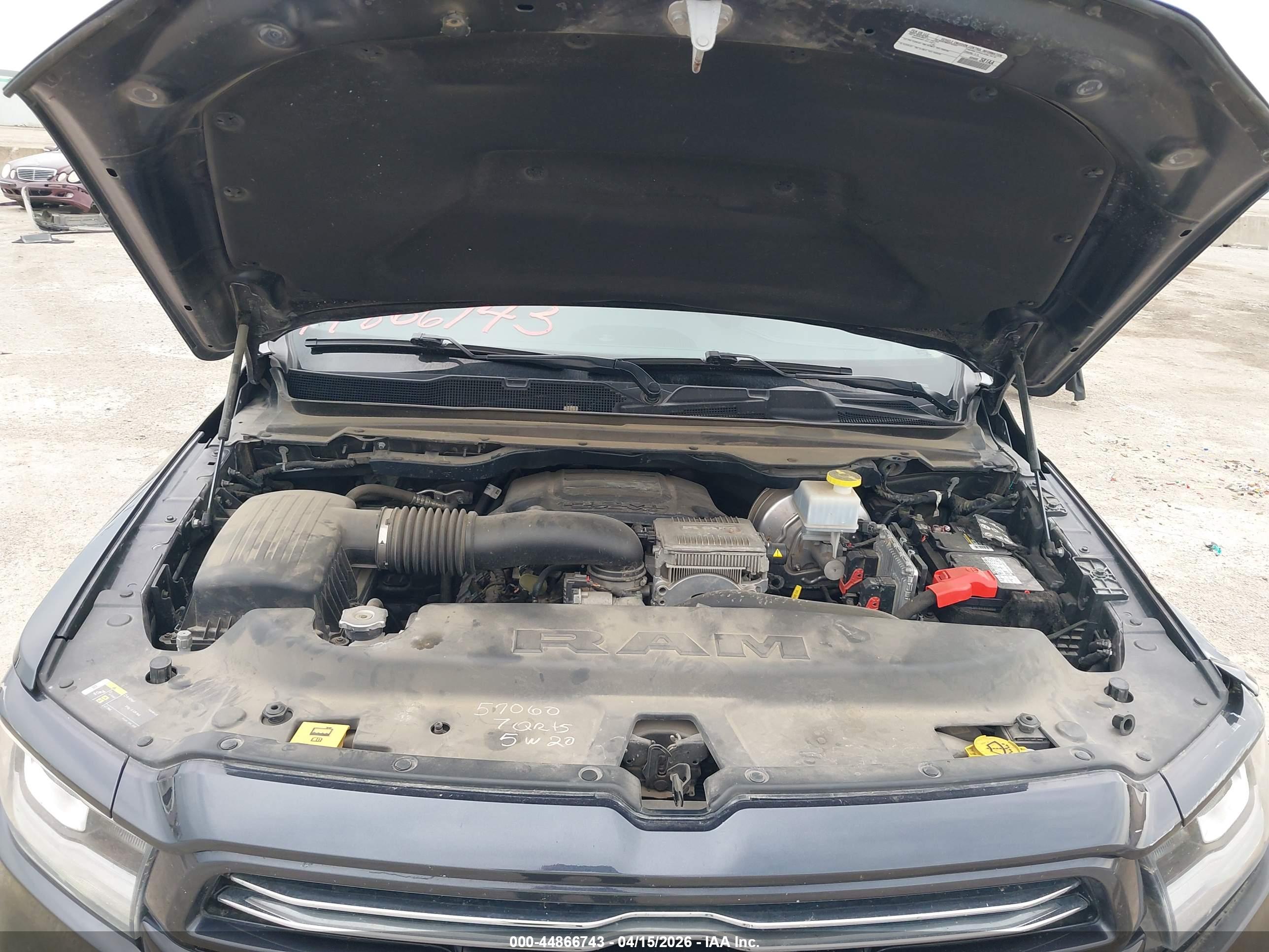 RAM 1500 image 10