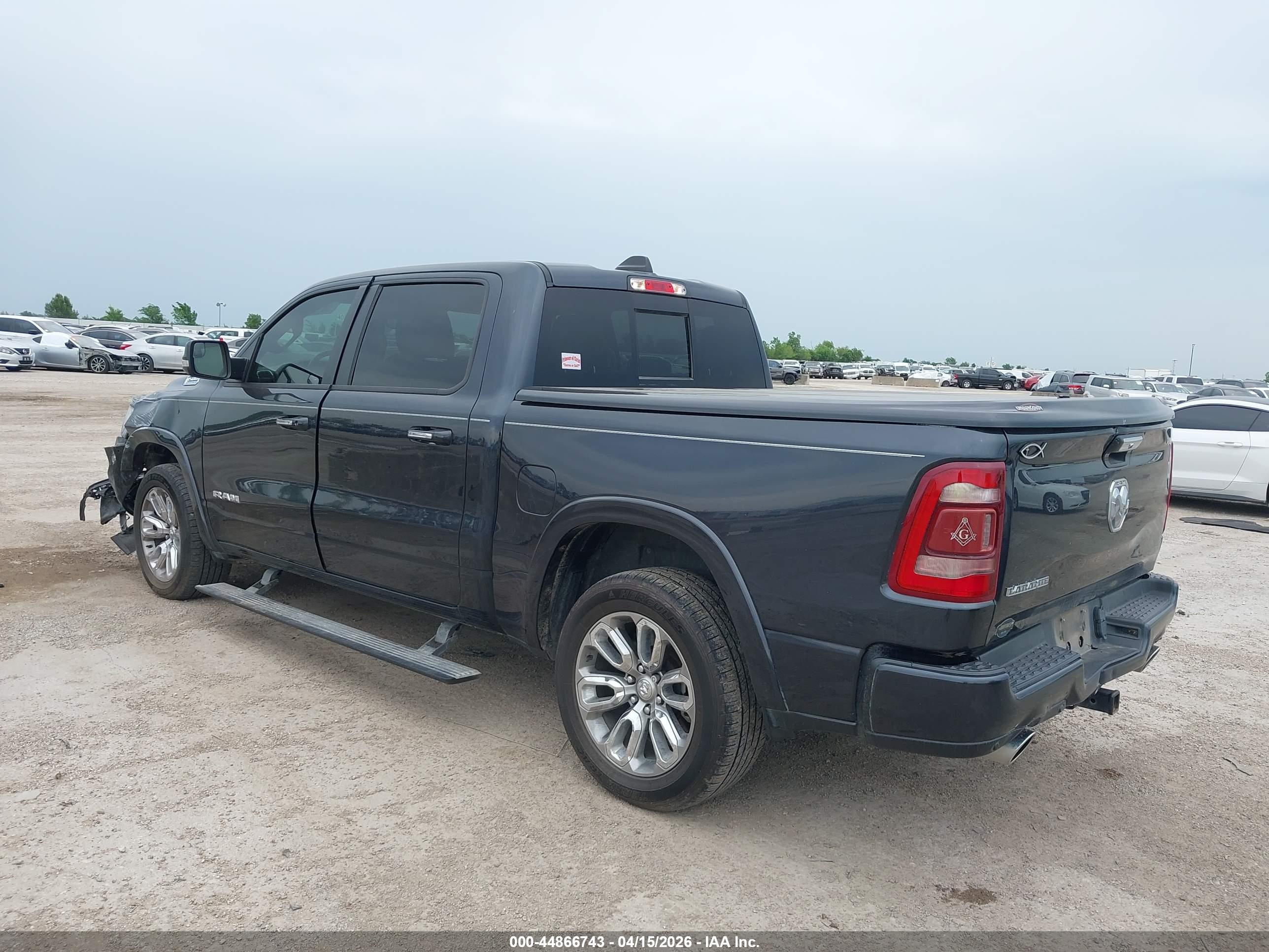 RAM 1500 image 3