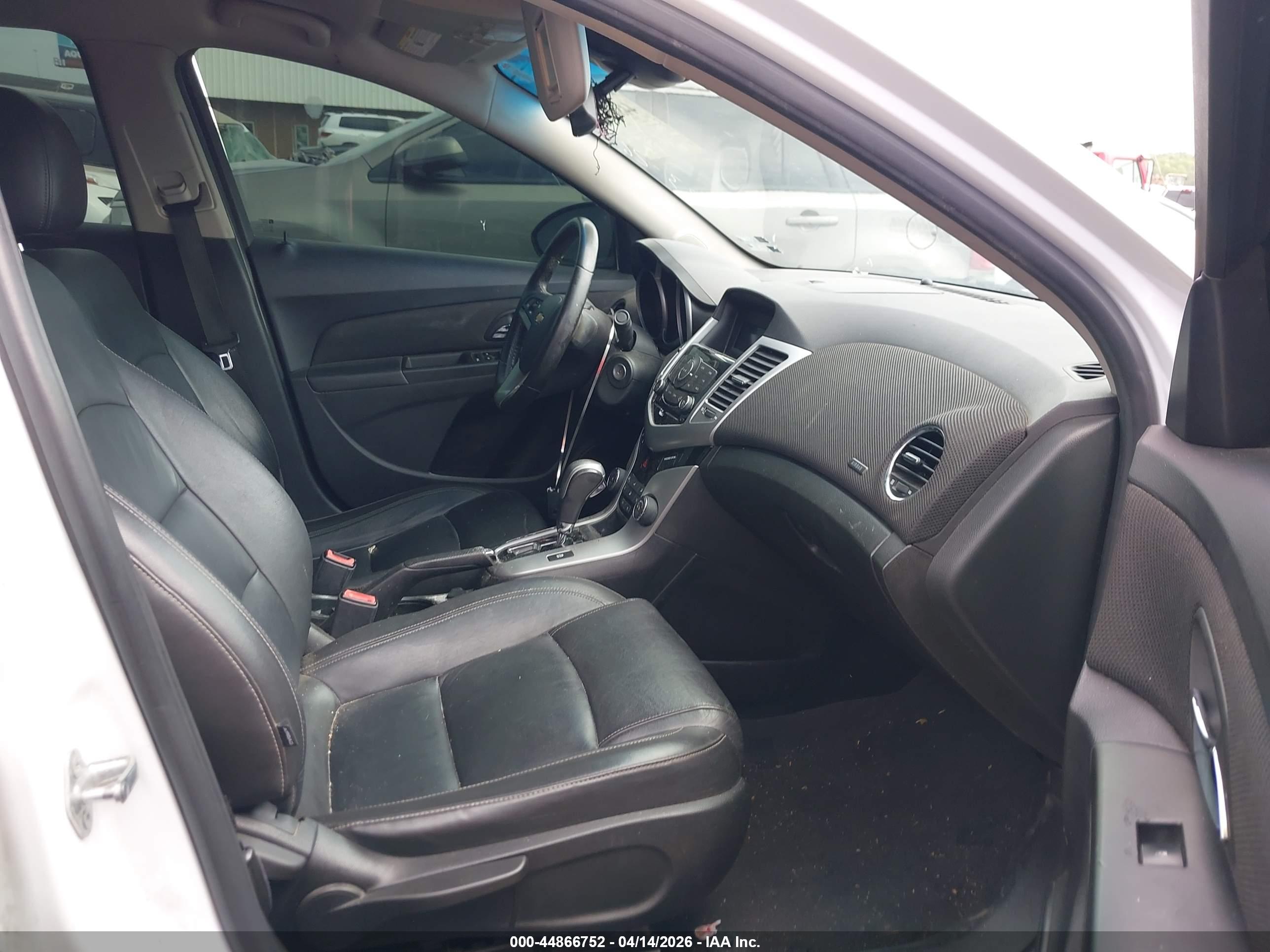 CHEVROLET CRUZE image 5