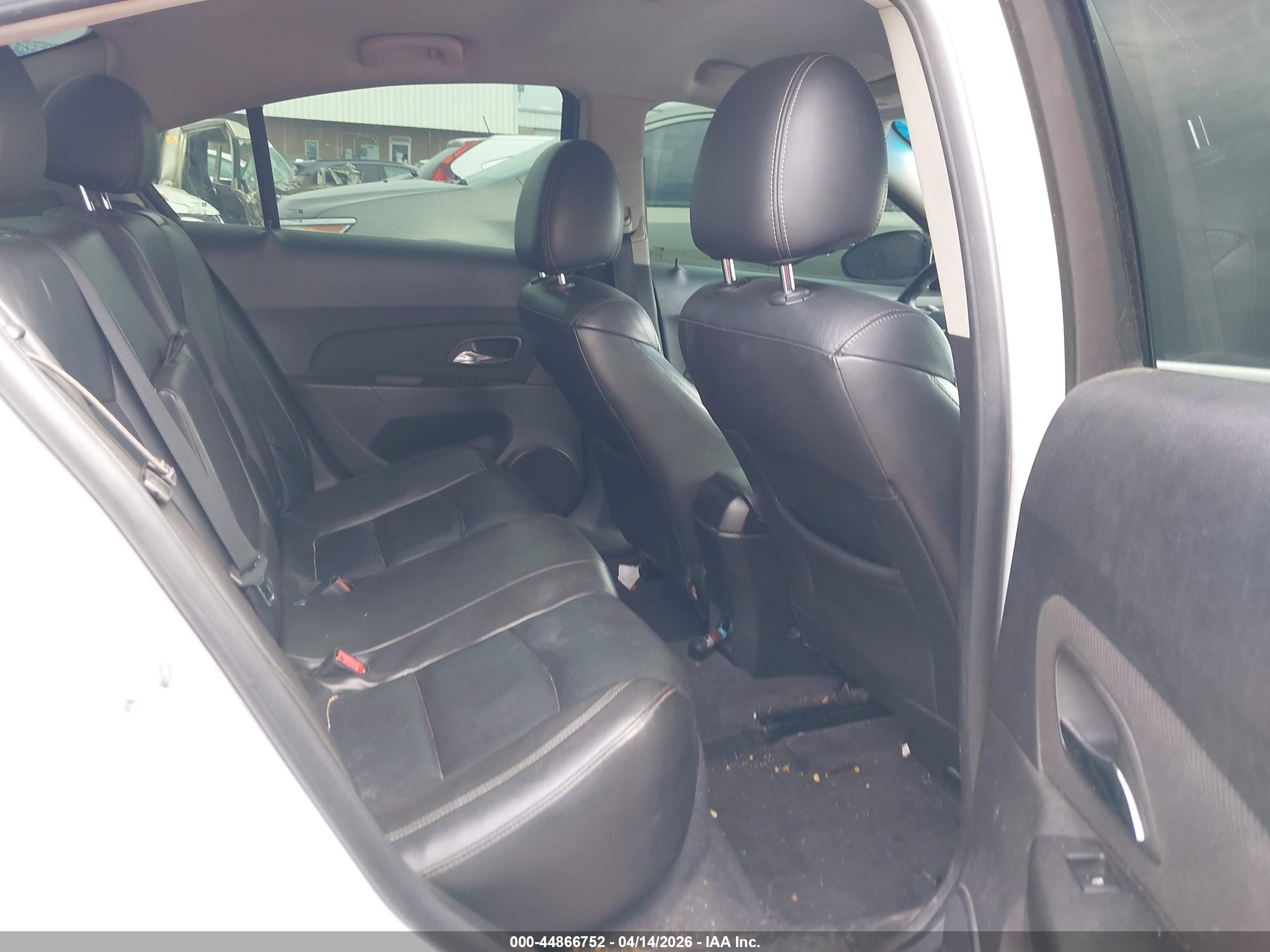 CHEVROLET CRUZE image 8