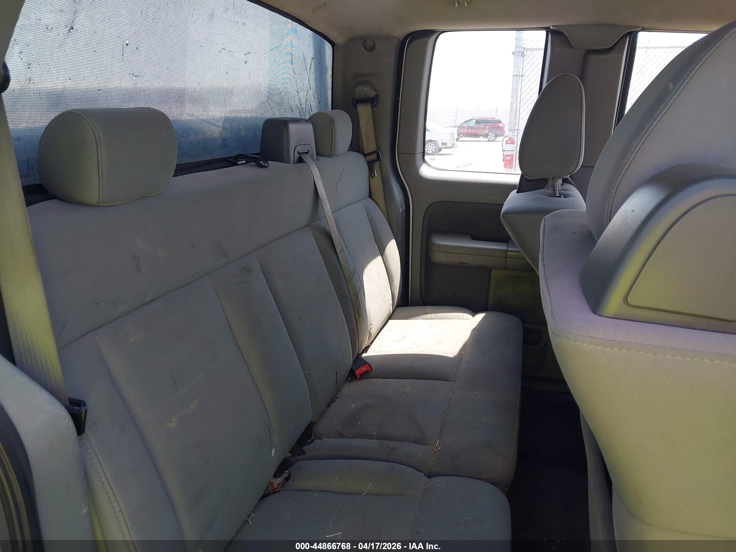 FORD F-150 image 8
