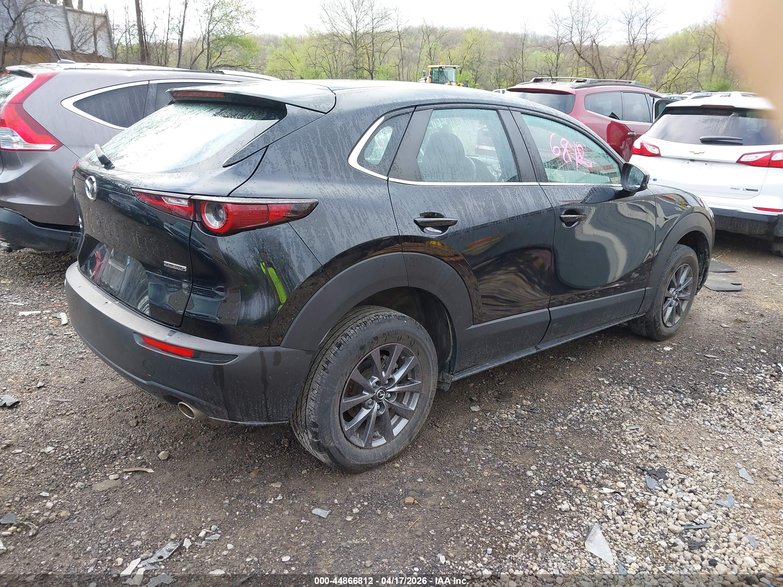 MAZDA CX-30 image 4