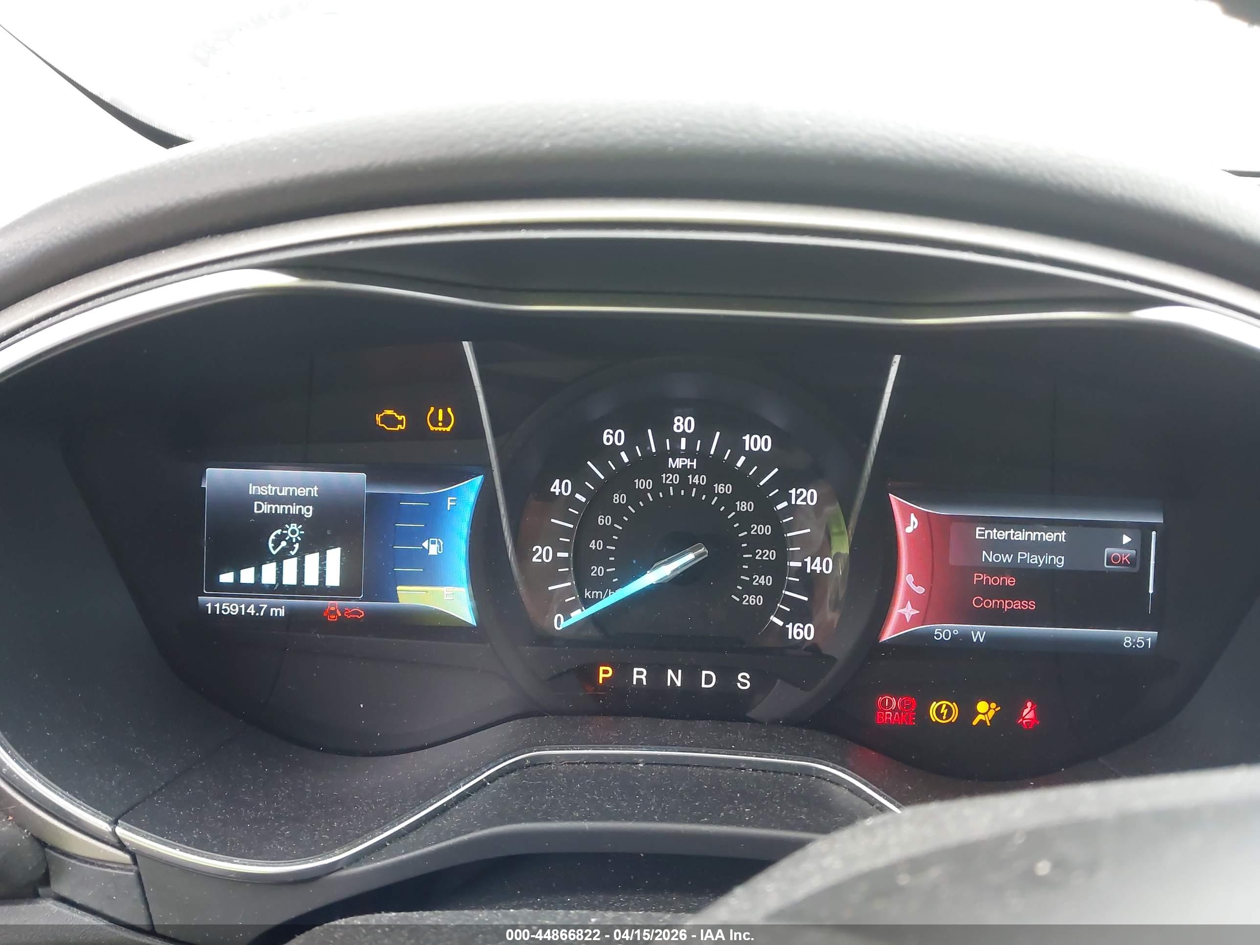 FORD FUSION image 7