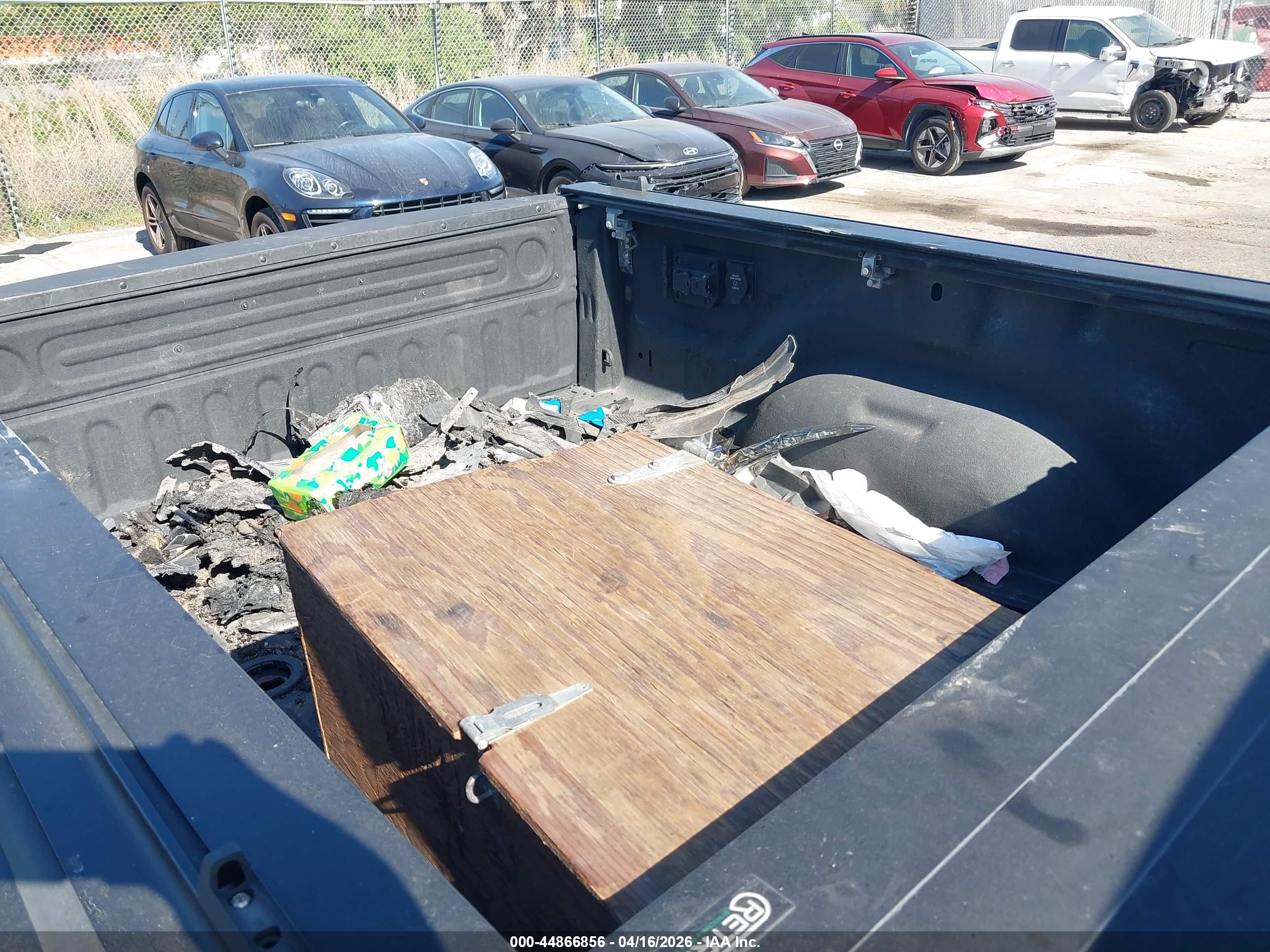 RAM 3500 image 8