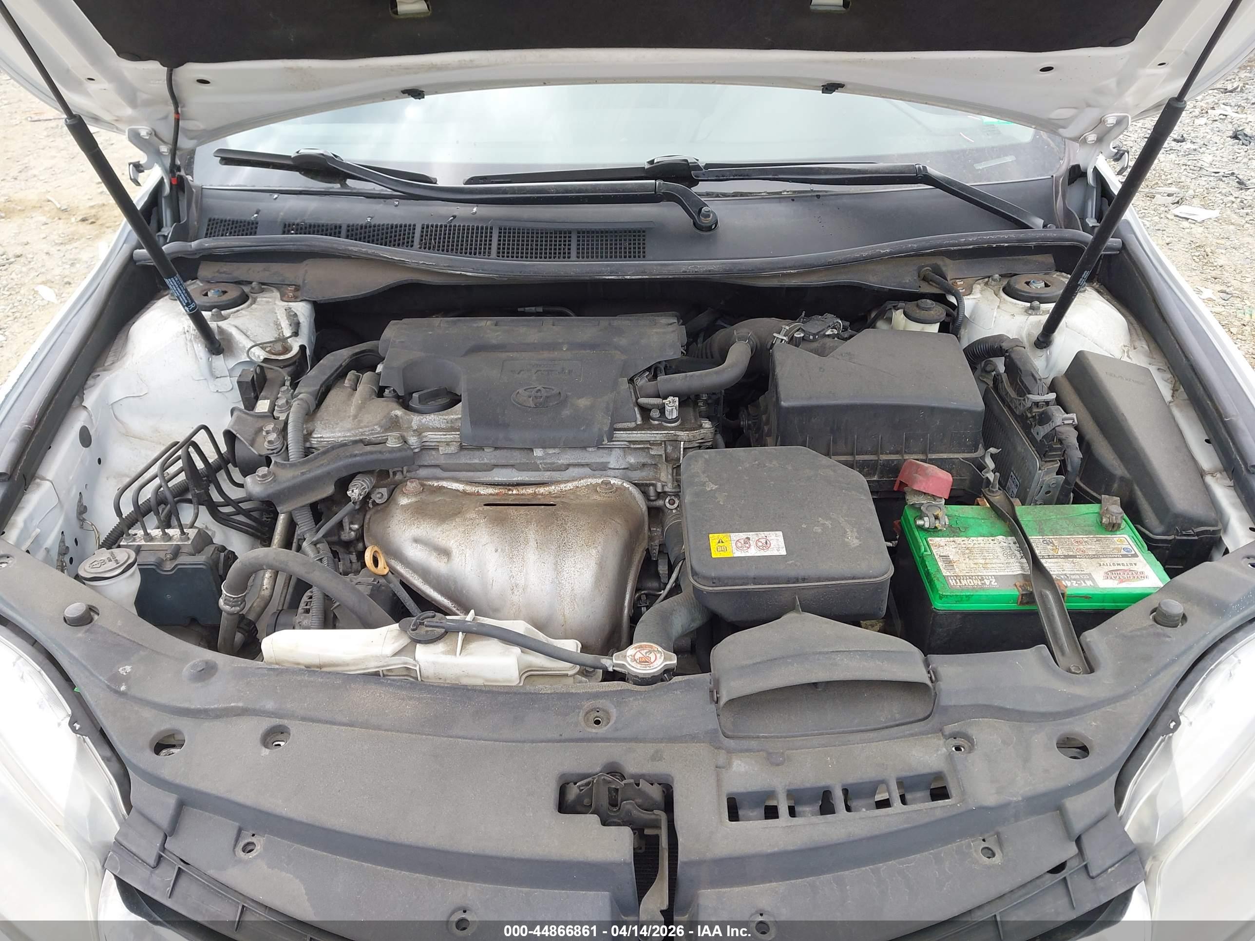 TOYOTA CAMRY image 10