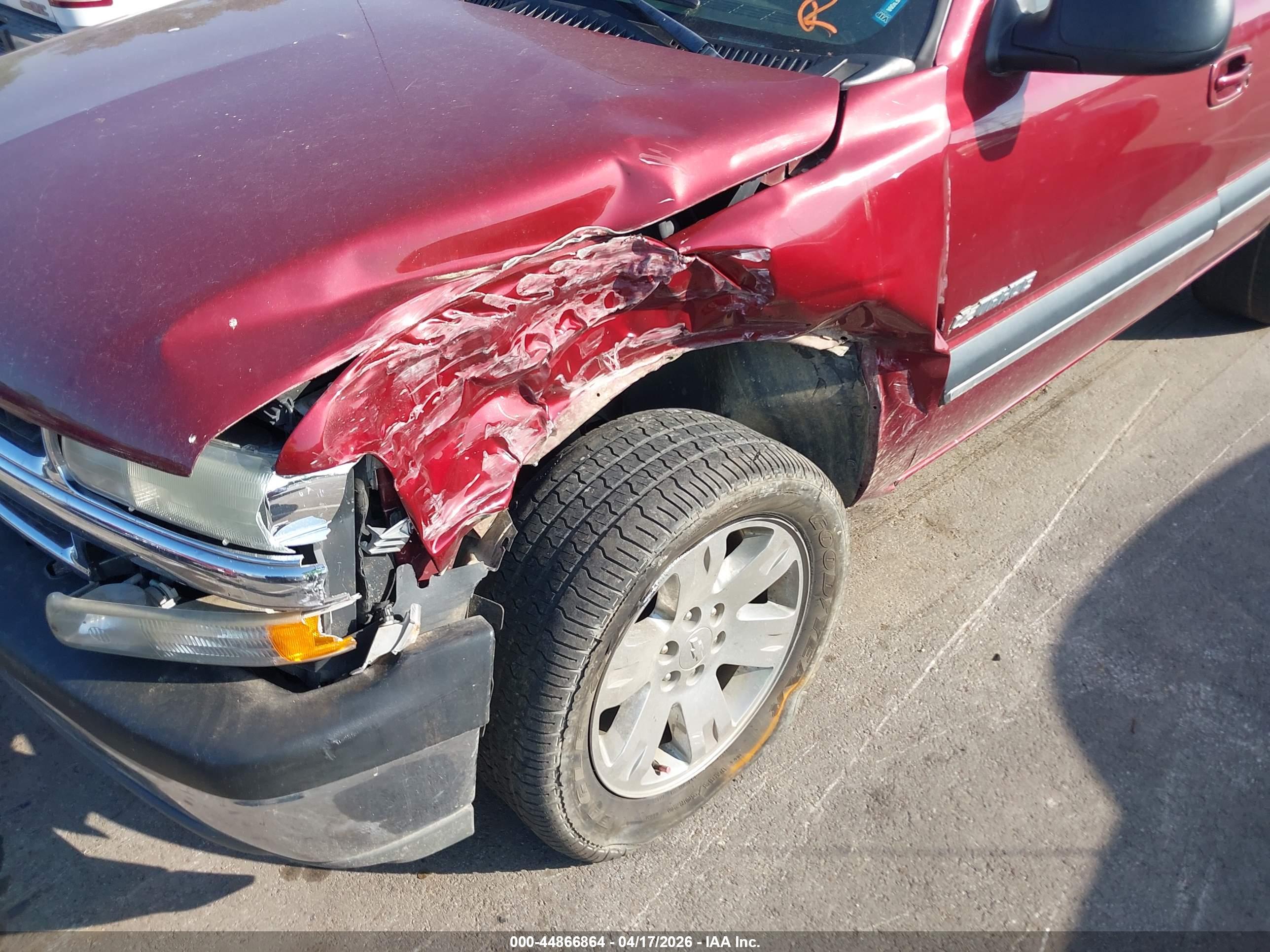 CHEVROLET TAHOE image 6