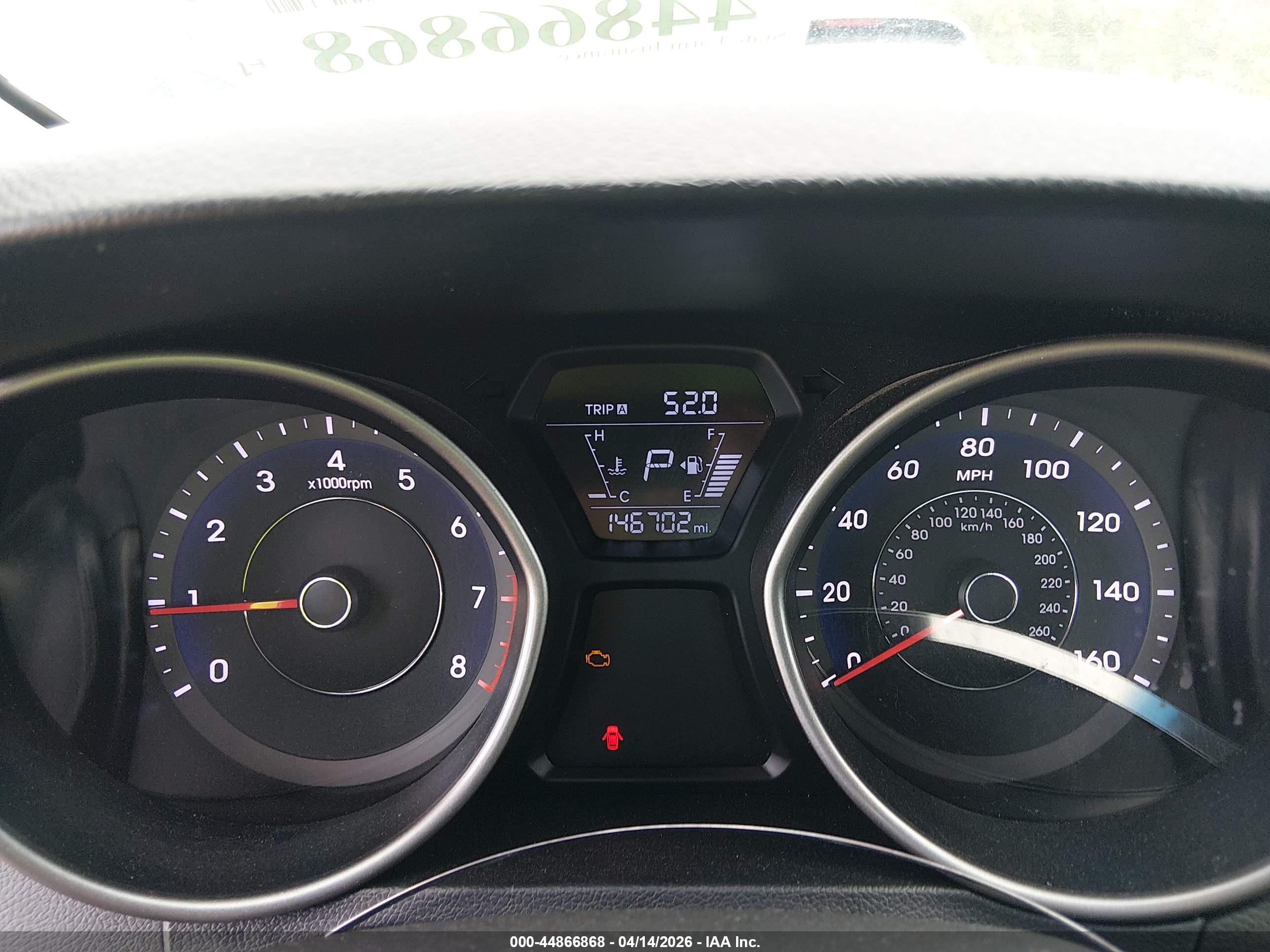 HYUNDAI ELANTRA image 7
