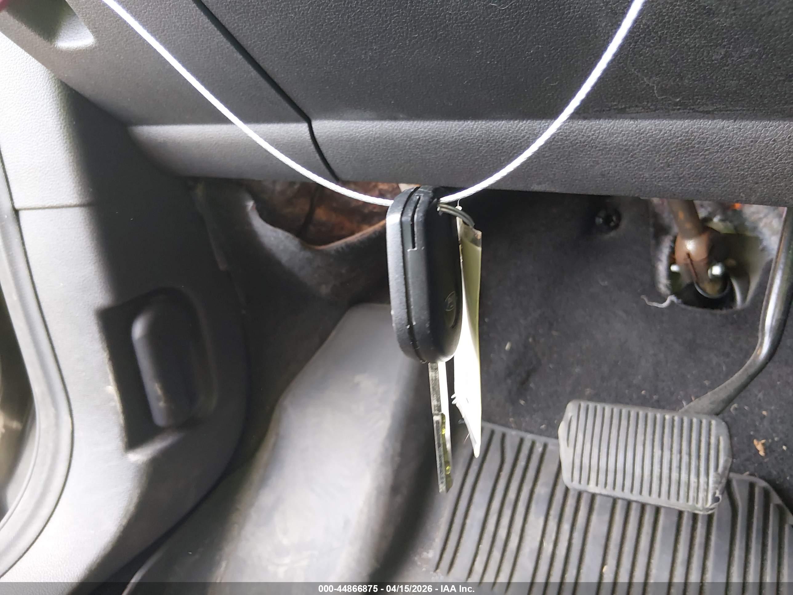 FORD ESCAPE image 11