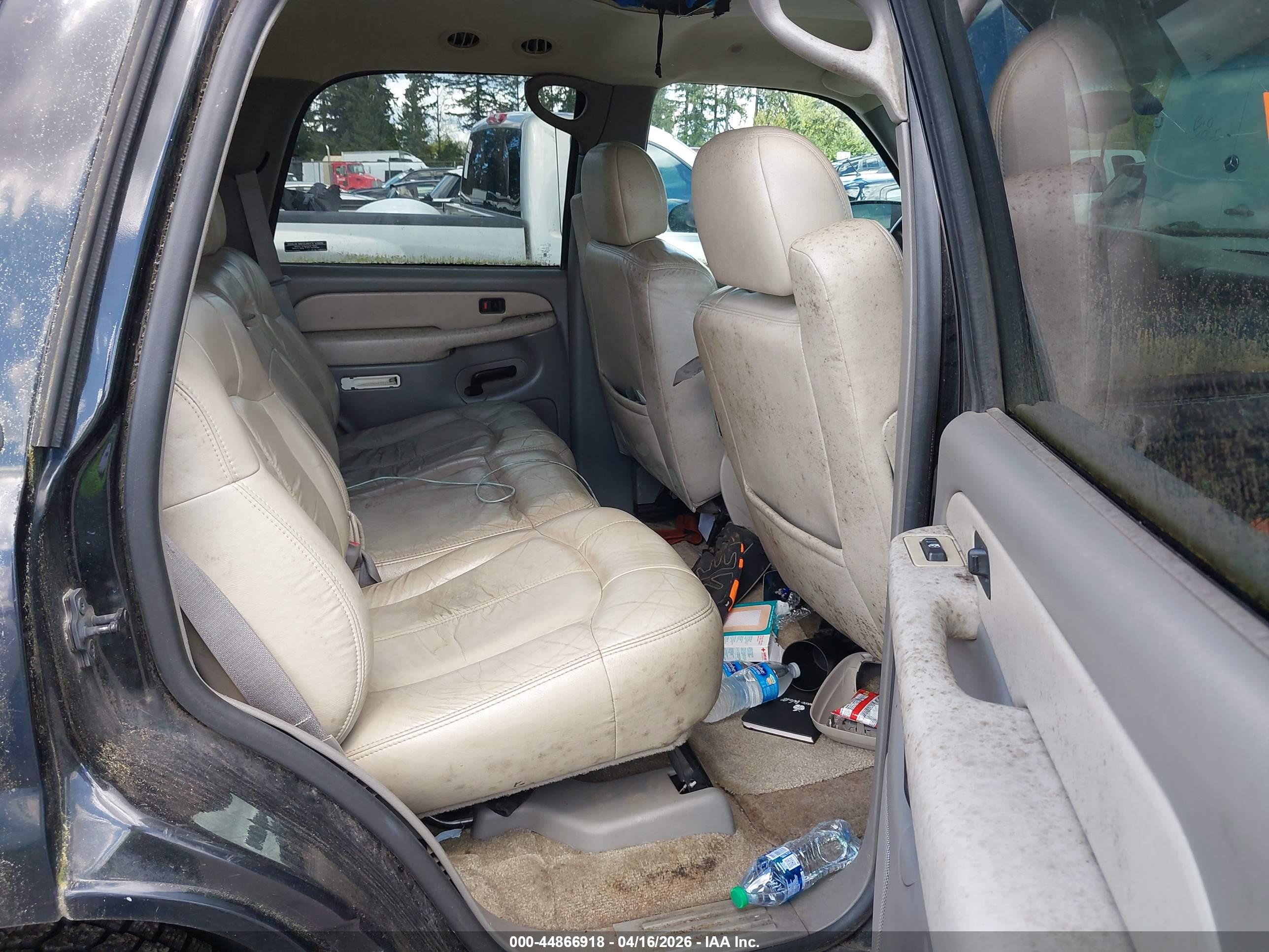 CHEVROLET TAHOE image 8